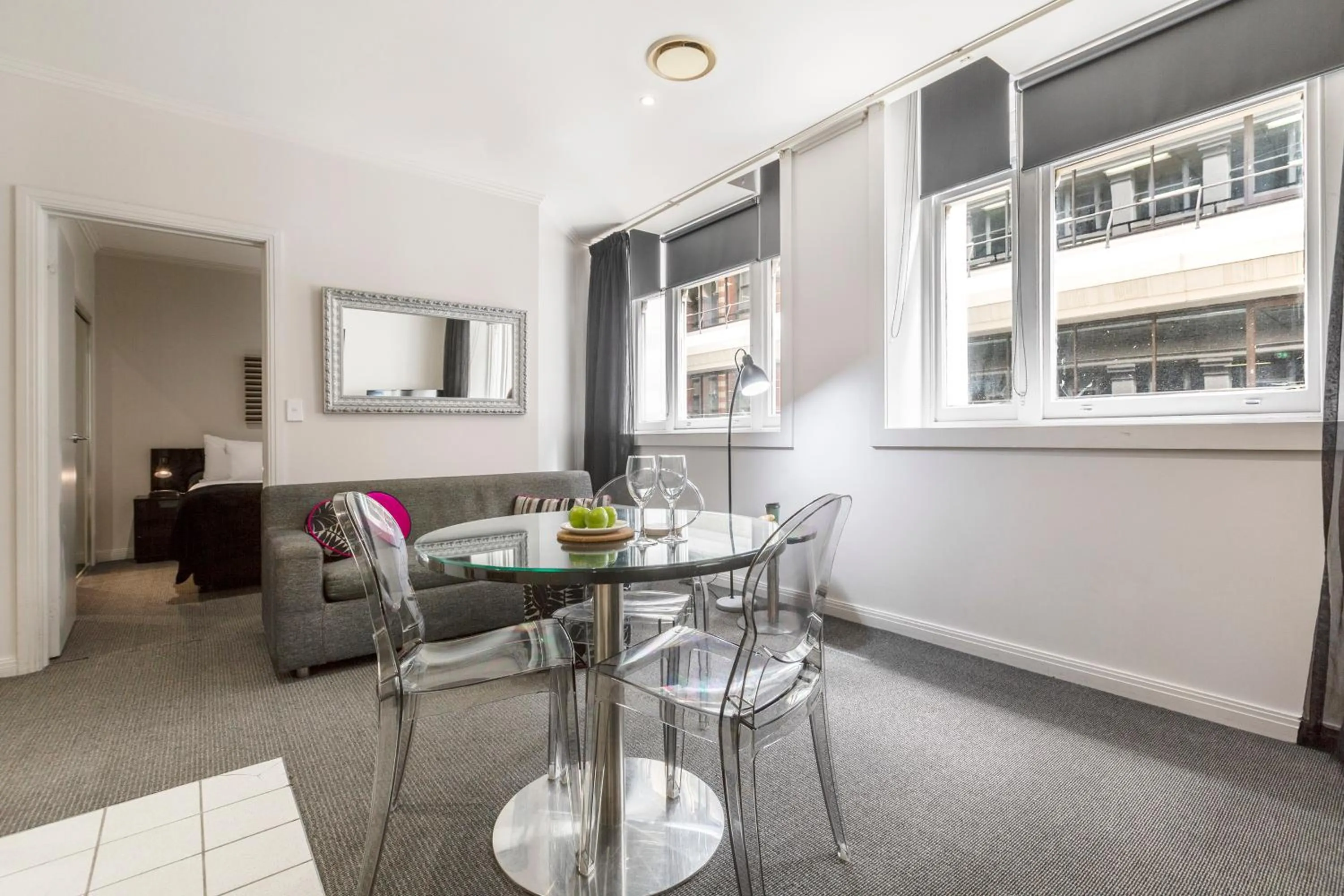 Day in Punthill Apartment Hotel - Flinders Lane