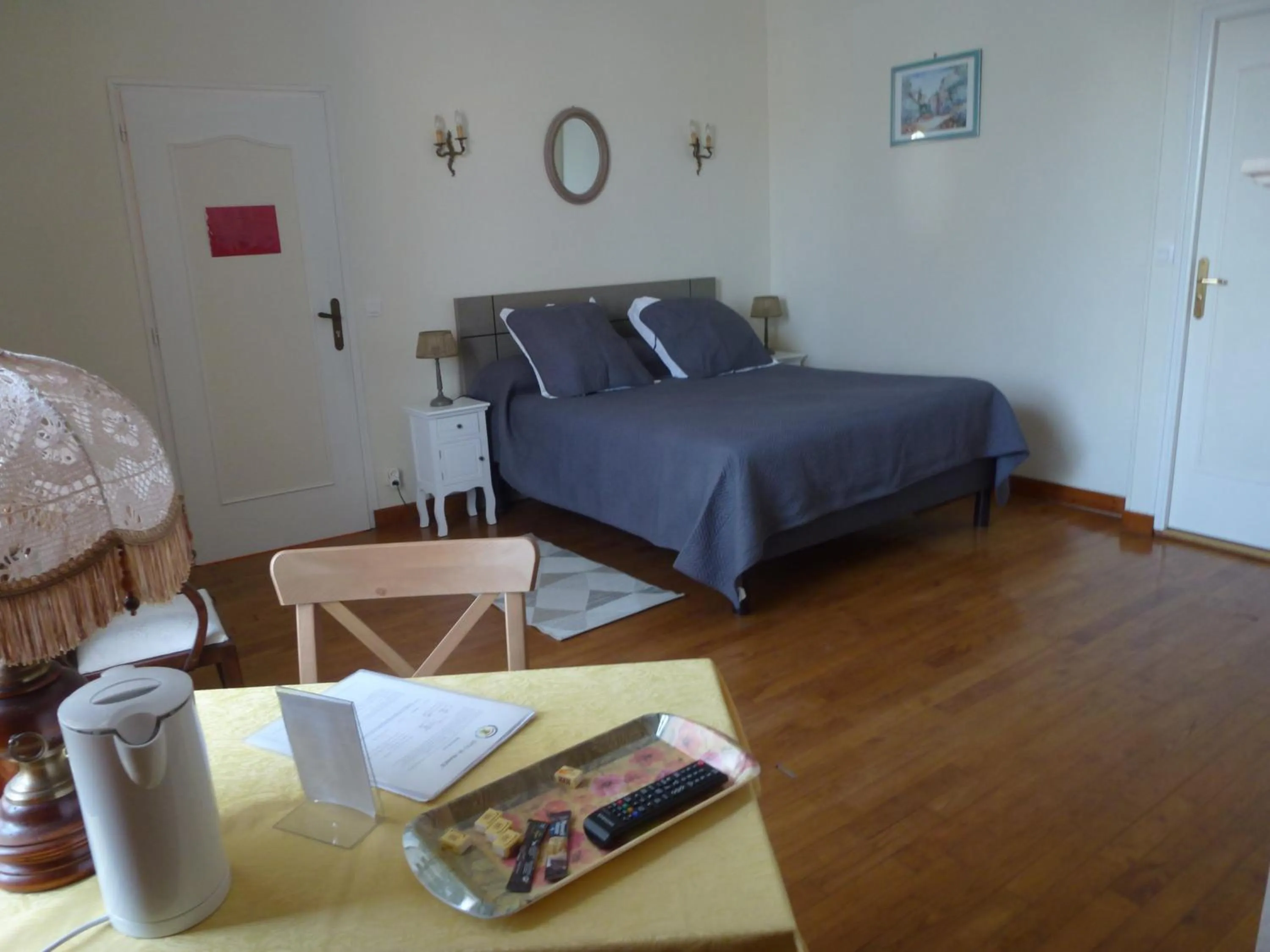 Bed in Le Logis de Faugerit