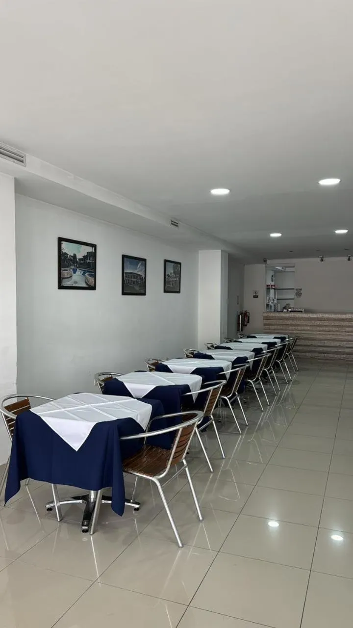 Restaurant/places to eat in hgo hotel