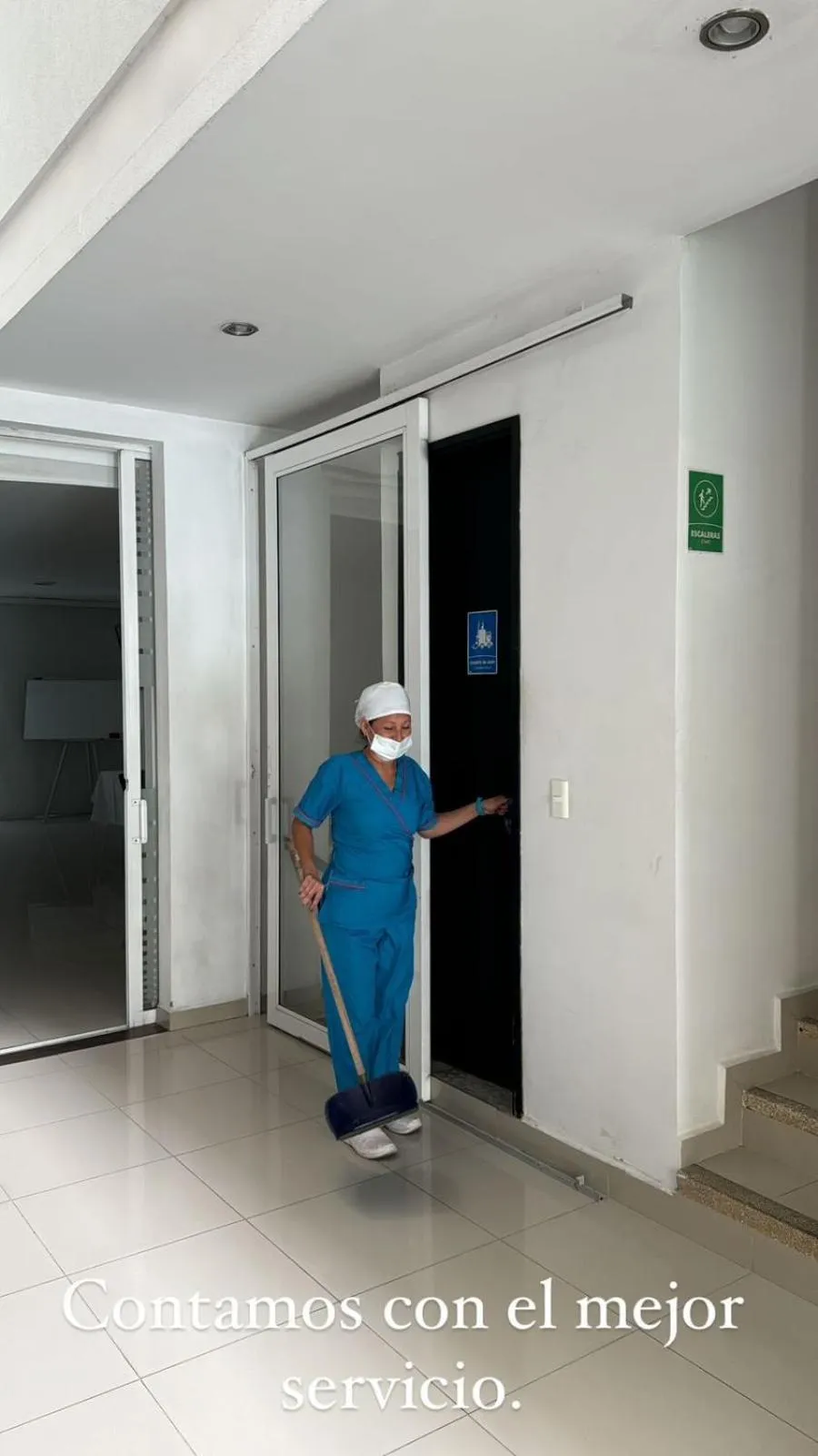 elevator in hgo hotel