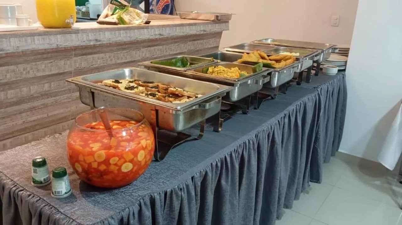 Breakfast in hgo hotel