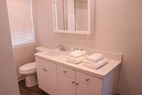 Bathroom in Best Court