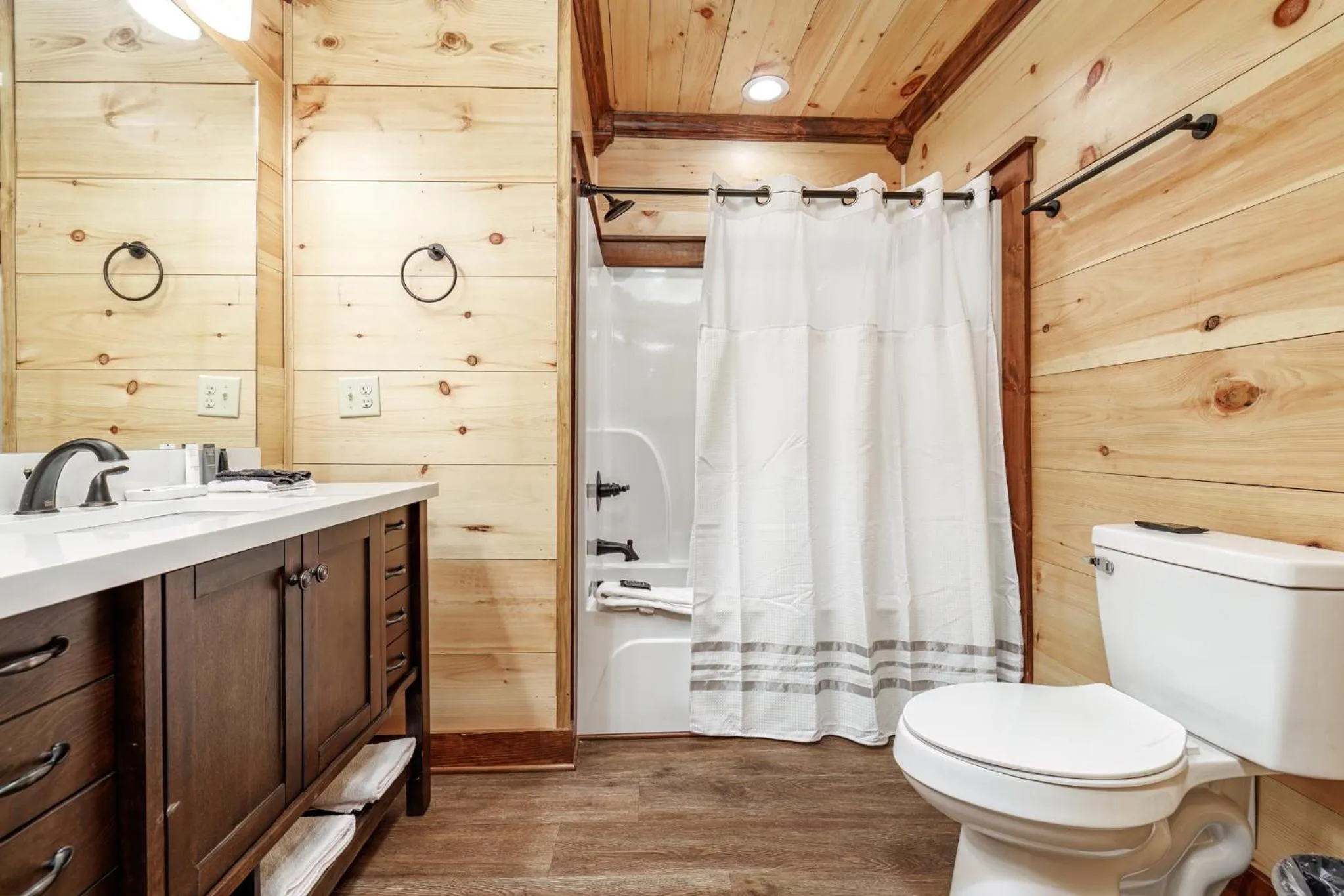 Bathroom in Best Court