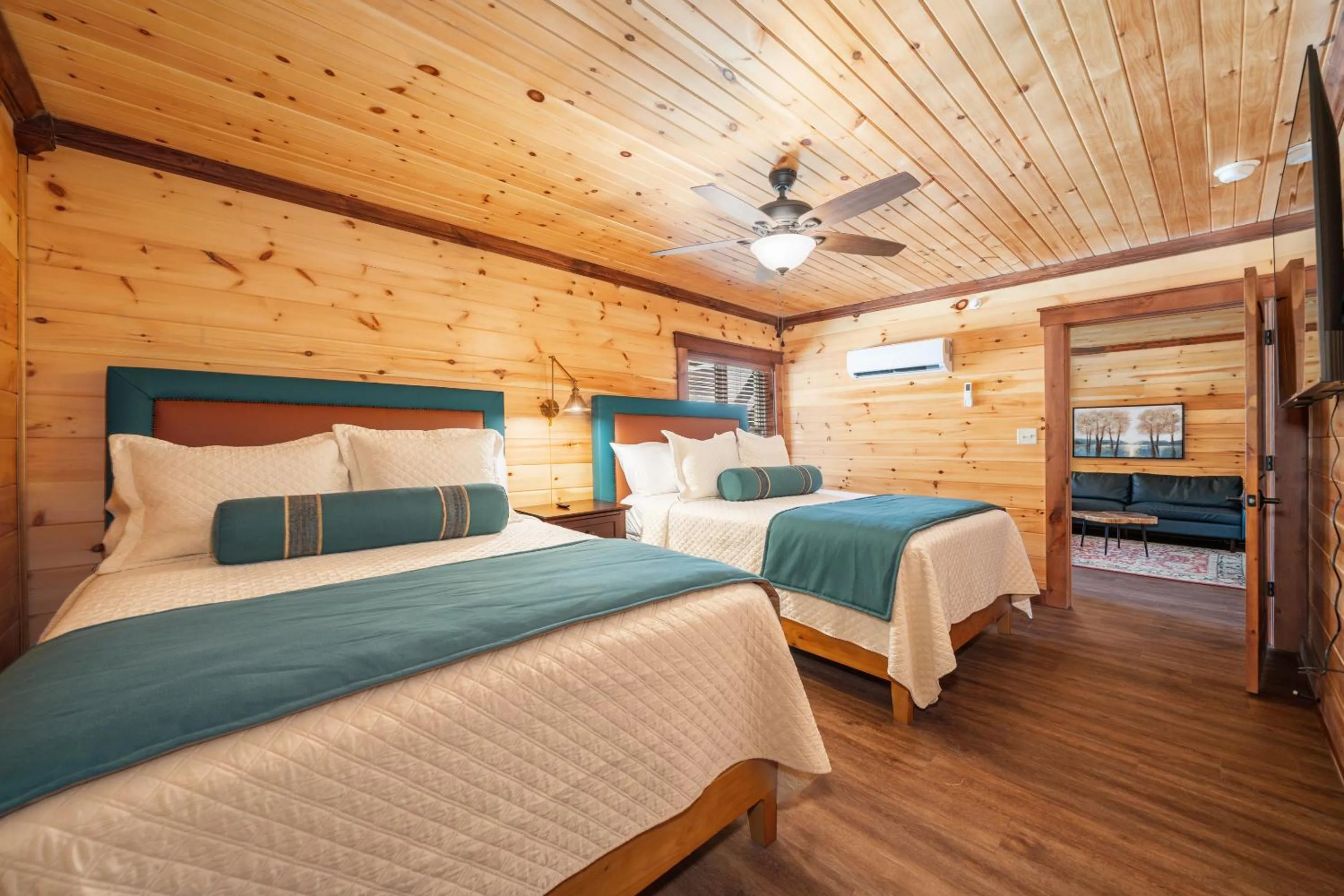 Bedroom, Bed in Best Court