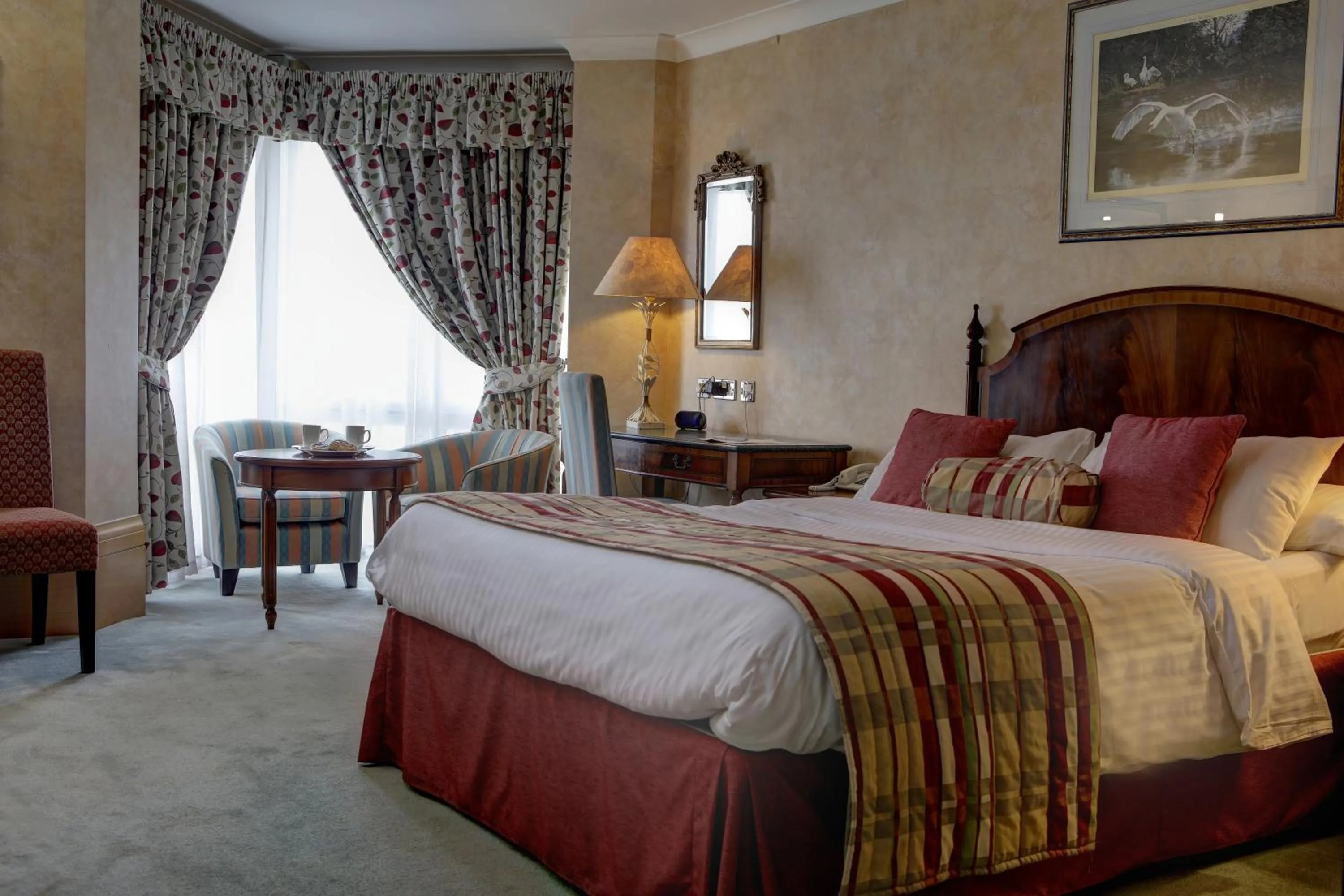 Bedroom, Bed in Swindon Blunsdon House Hotel, BW Premier Collection