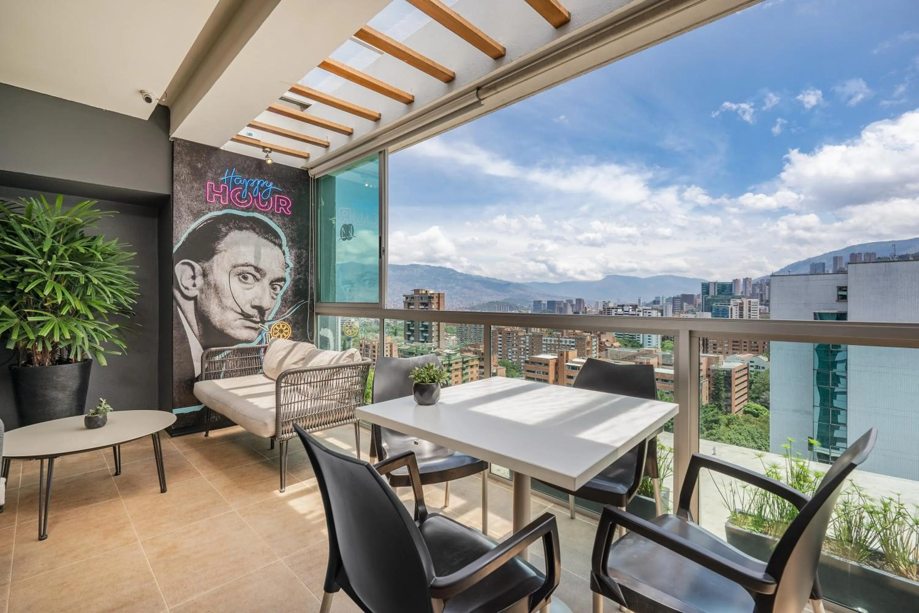 Balcony/Terrace in Novelty Suites Hotel - Oviedo Mall