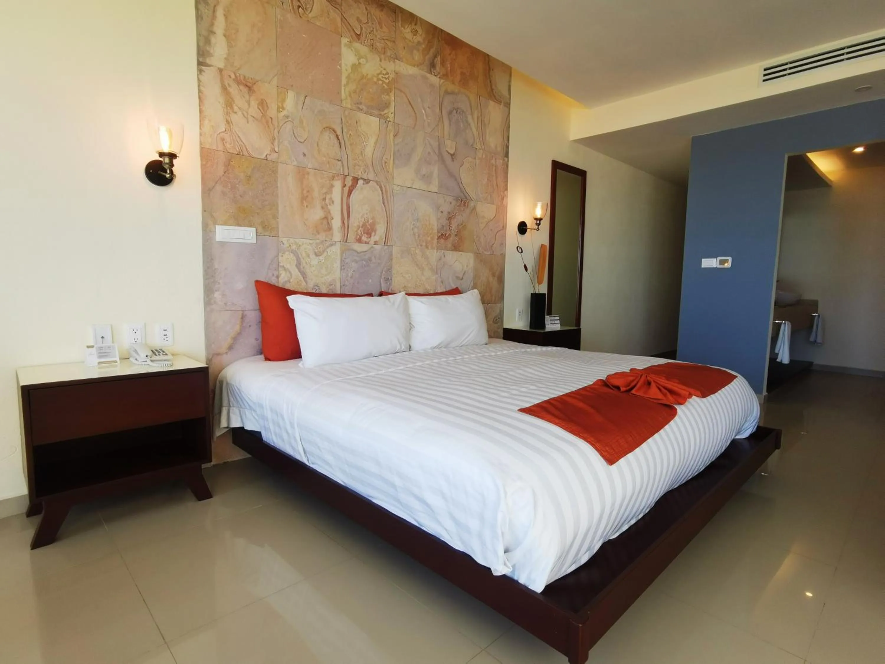 Bedroom, Bed in Artisan Playa Esmeralda Family Beach Hotel