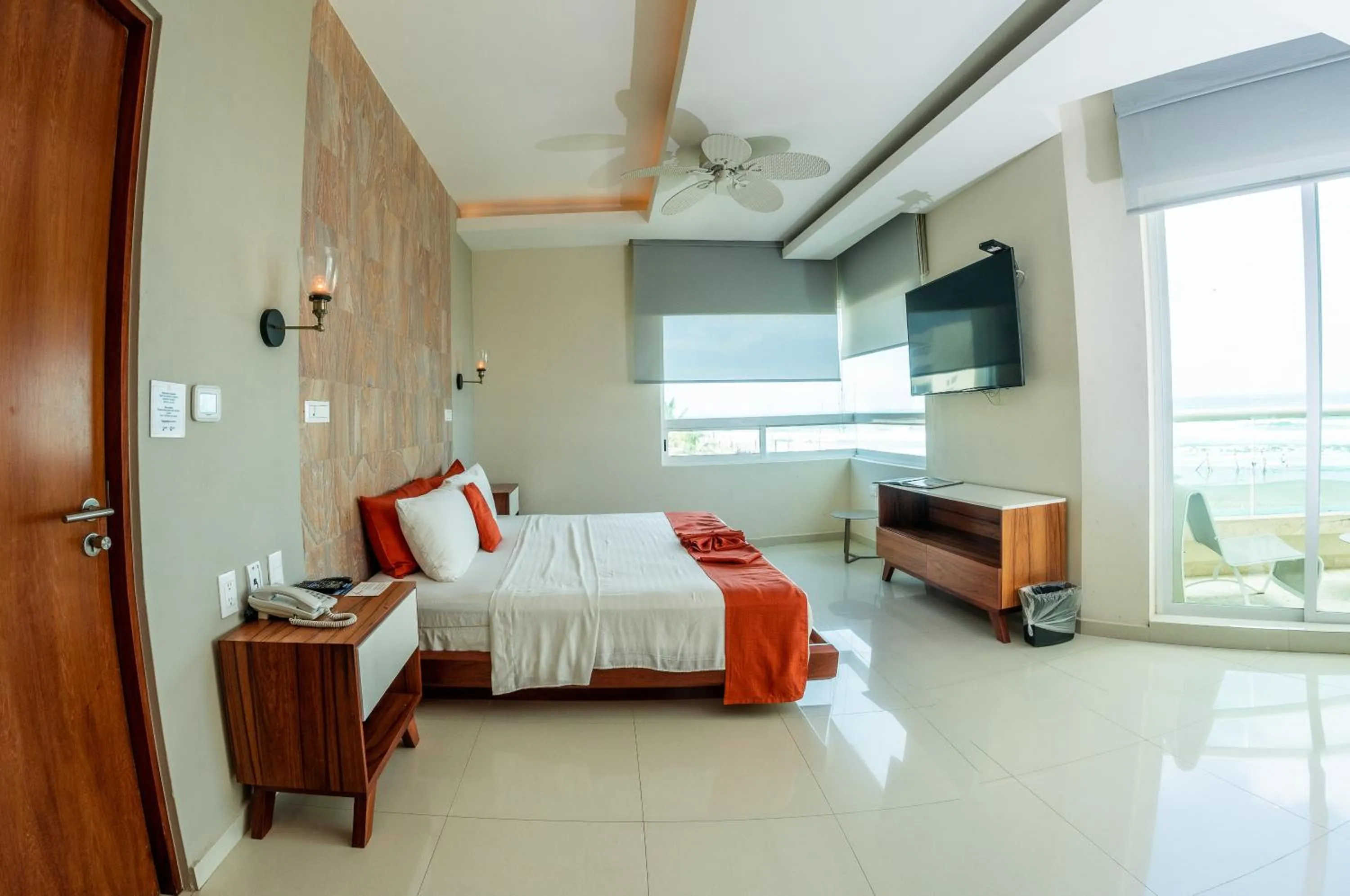 Bedroom, Bed in Artisan Playa Esmeralda Family Beach Hotel