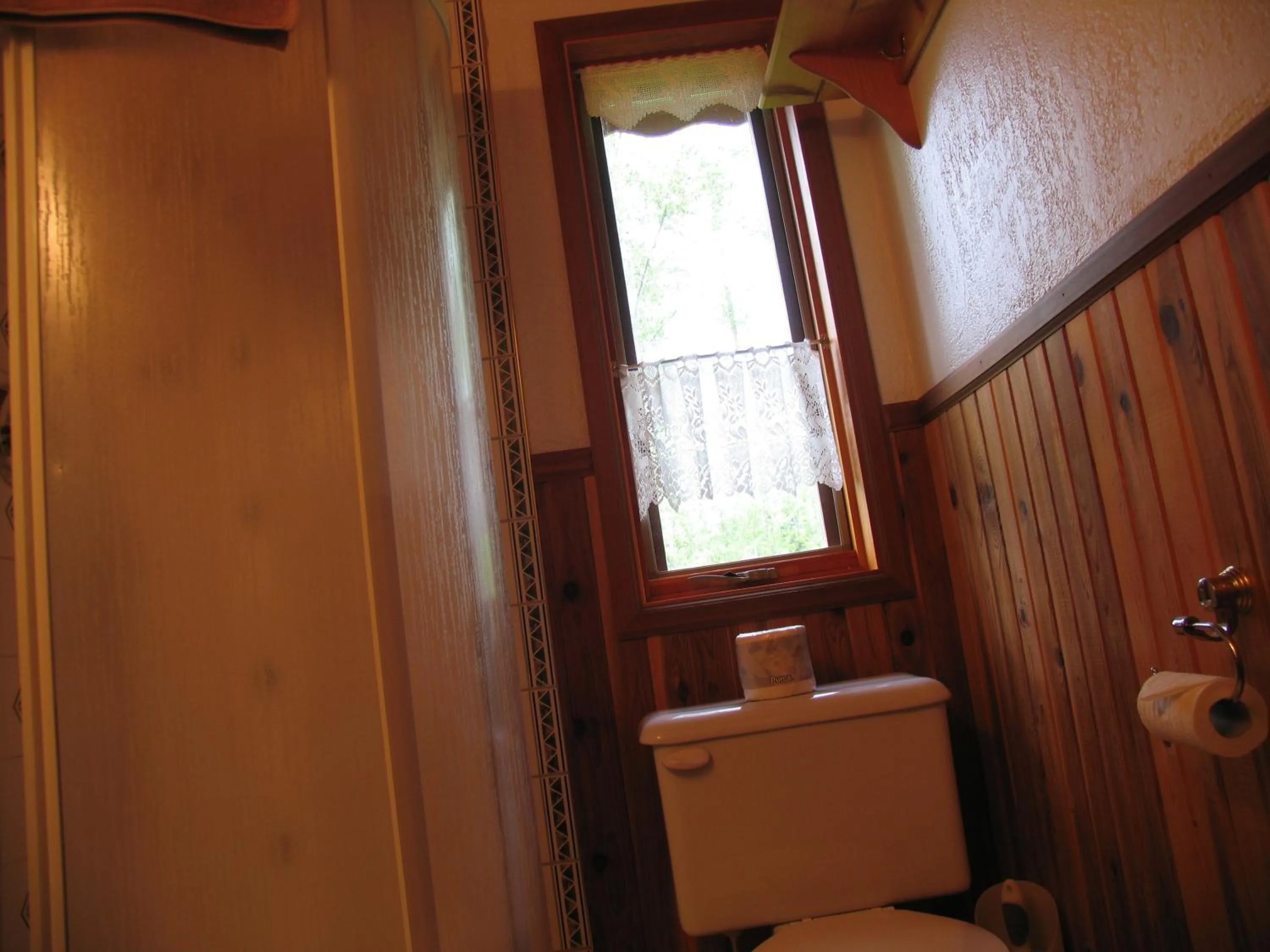 Bathroom in Blue Grouse Country Inn