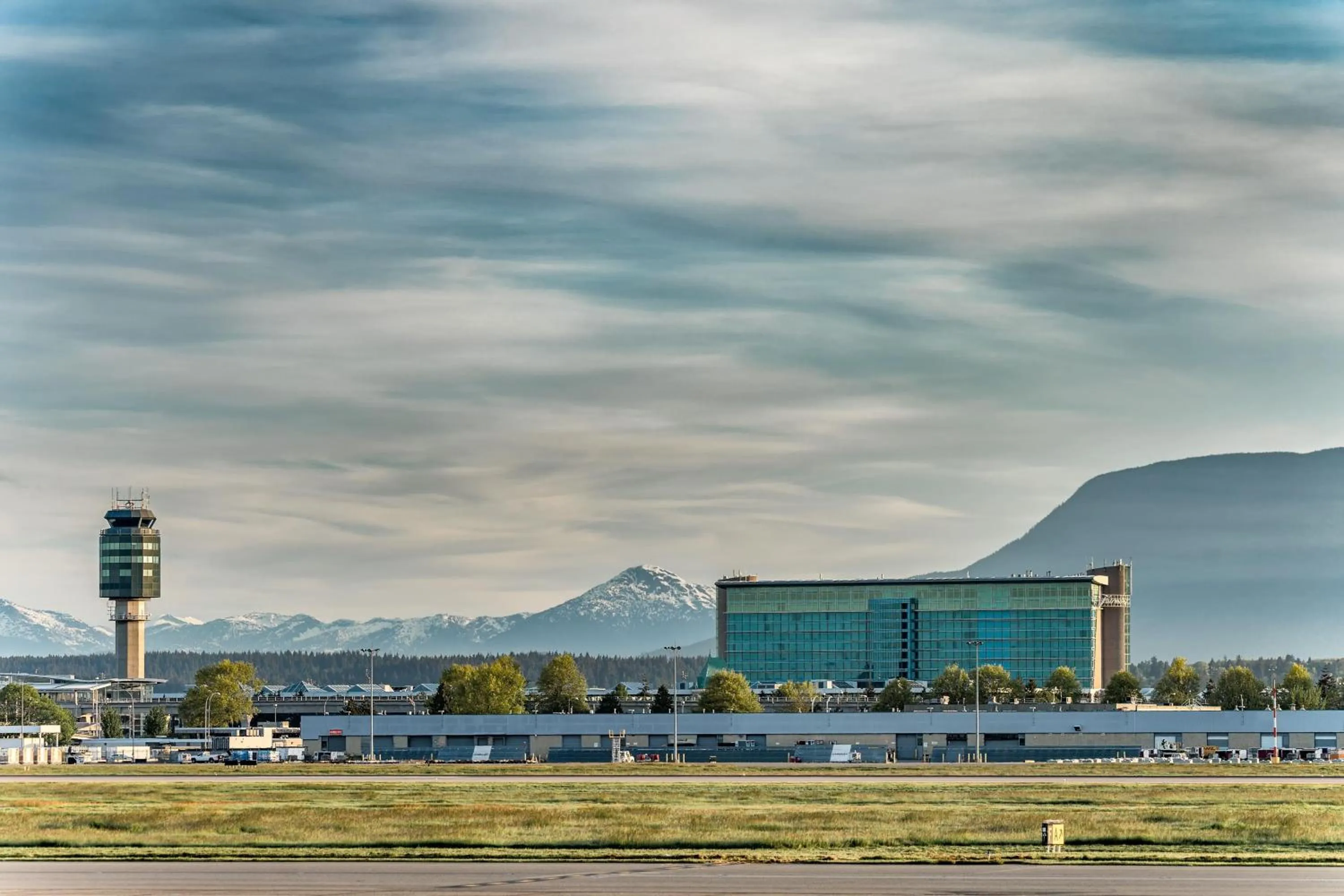 Bird's eye view in Fairmont Vancouver Airport In-Terminal Hotel