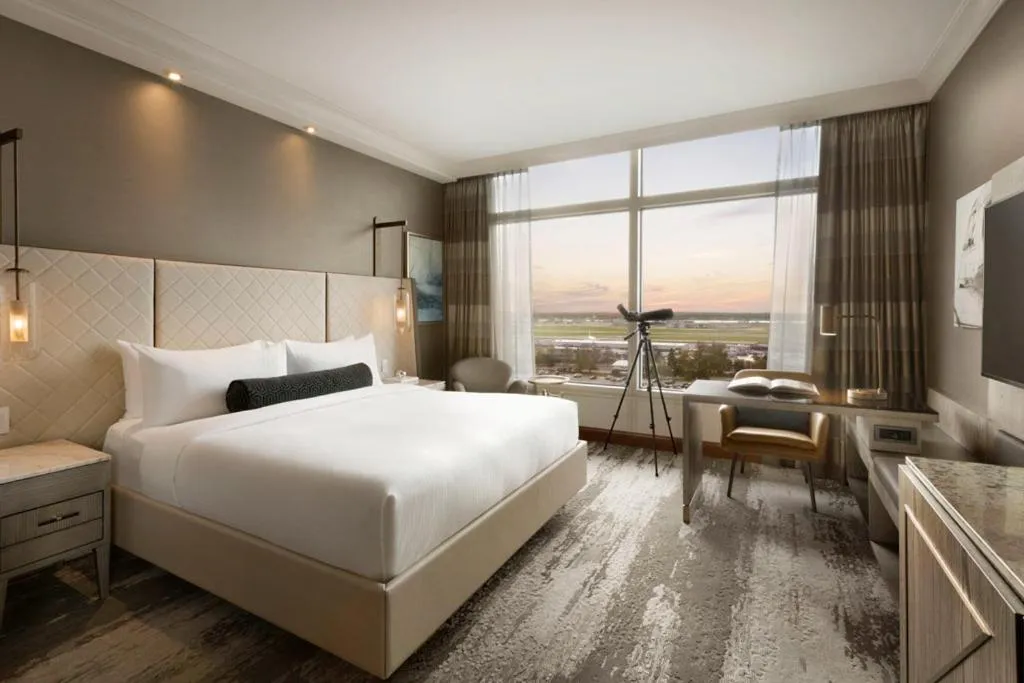 Bed in Fairmont Vancouver Airport In-Terminal Hotel