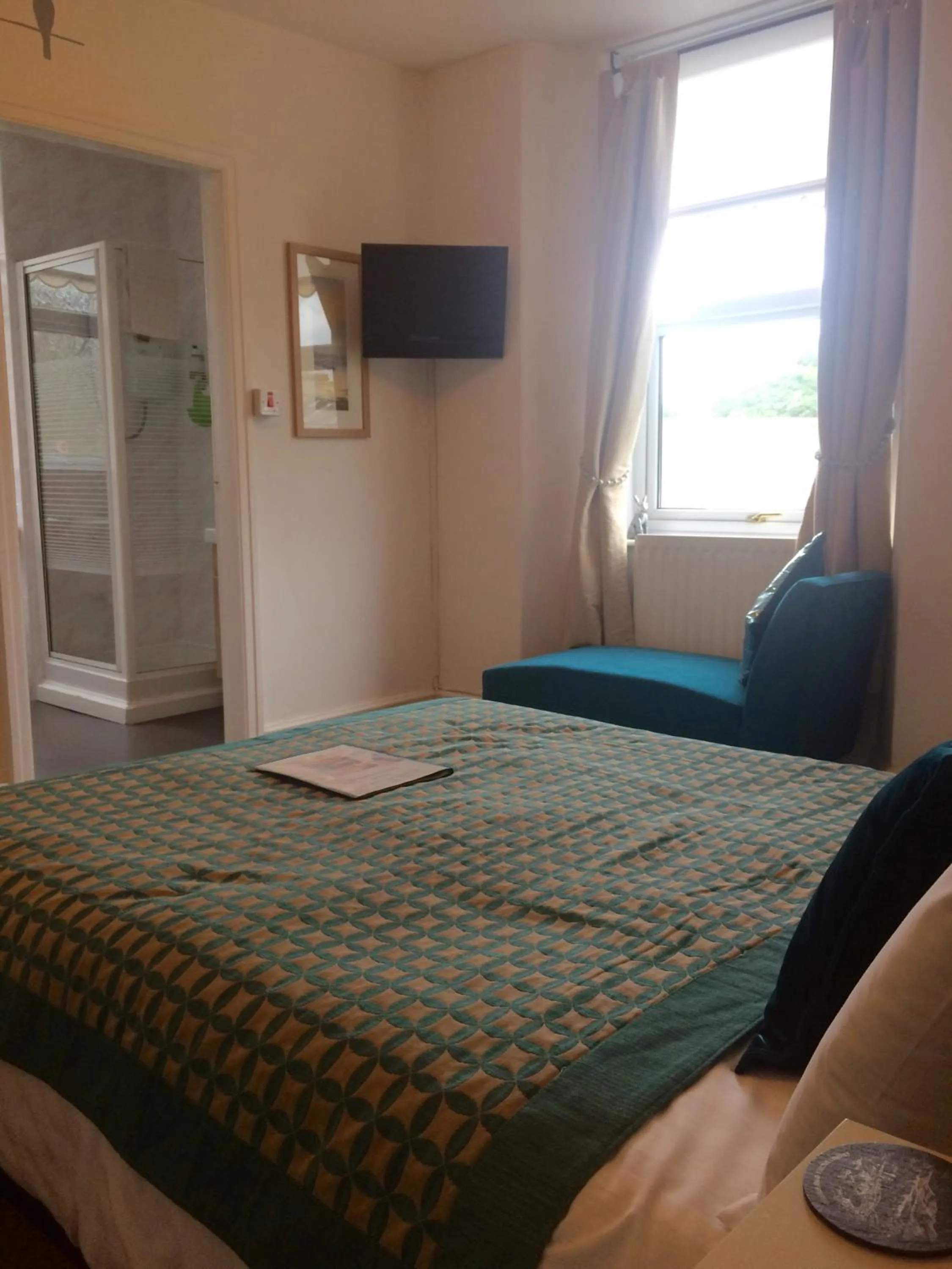 Bed in Invergarry Room Only Guest House For Adults