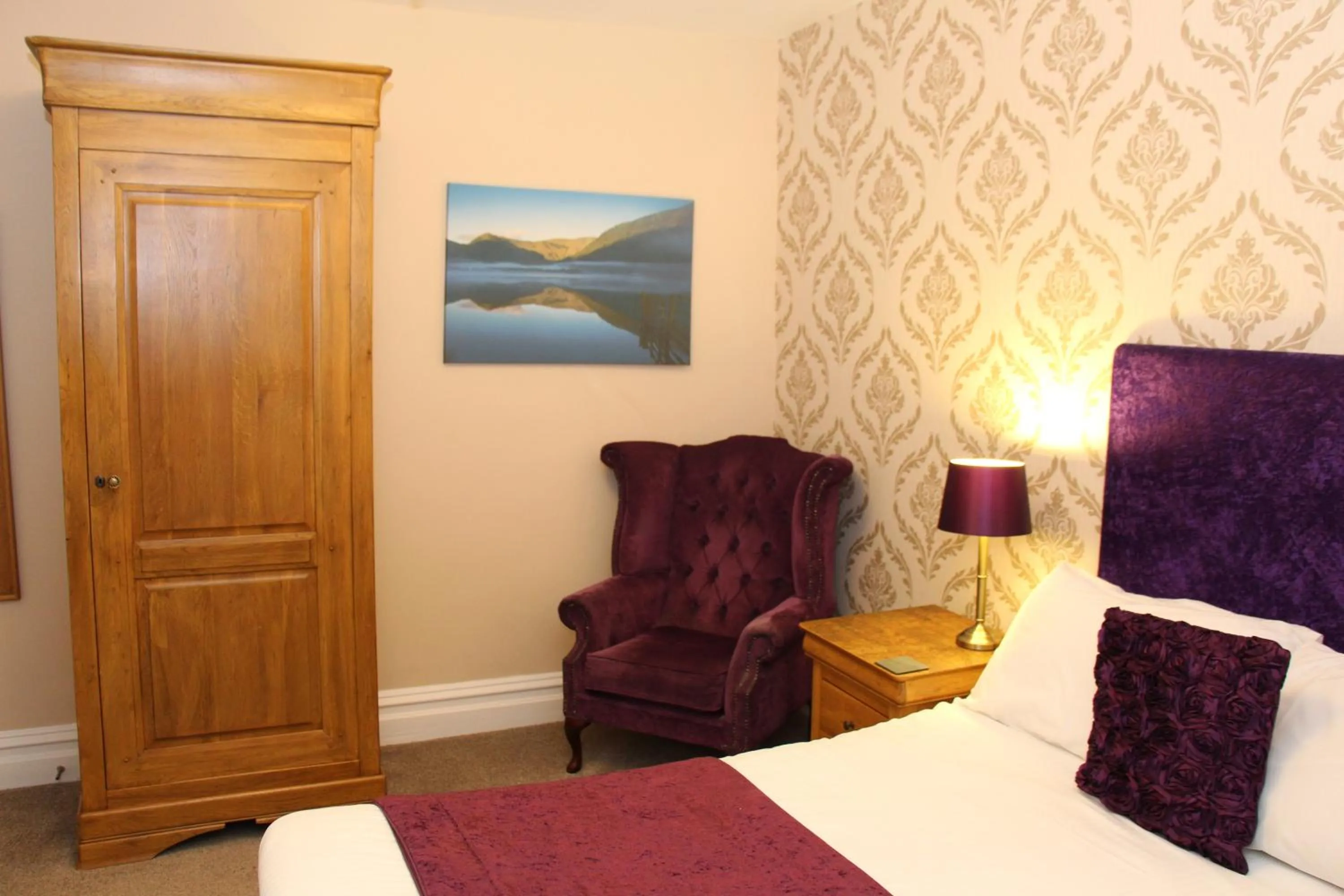Bed in Invergarry Room Only Guest House For Adults