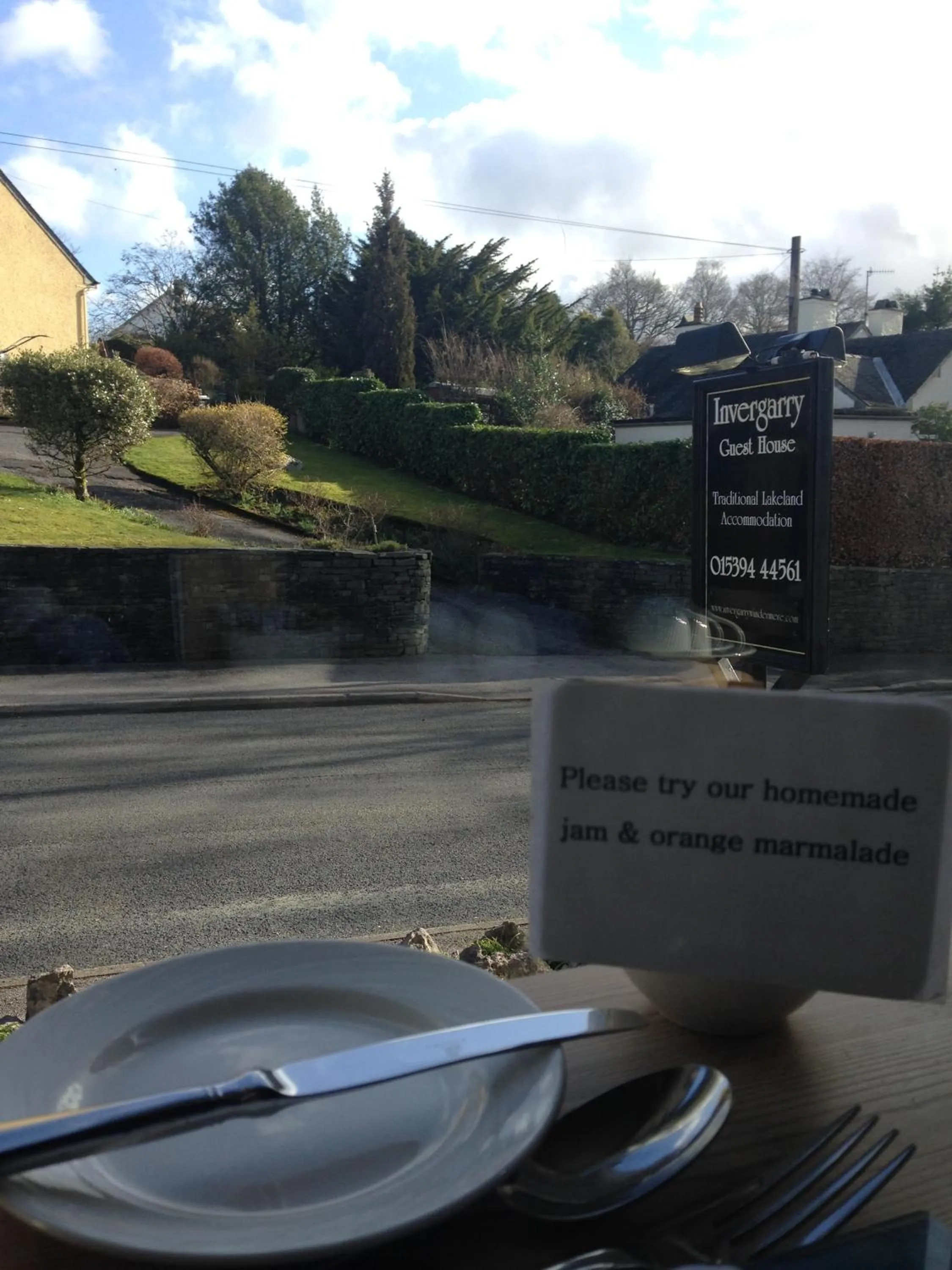 Restaurant/places to eat in Invergarry Room Only Guest House For Adults