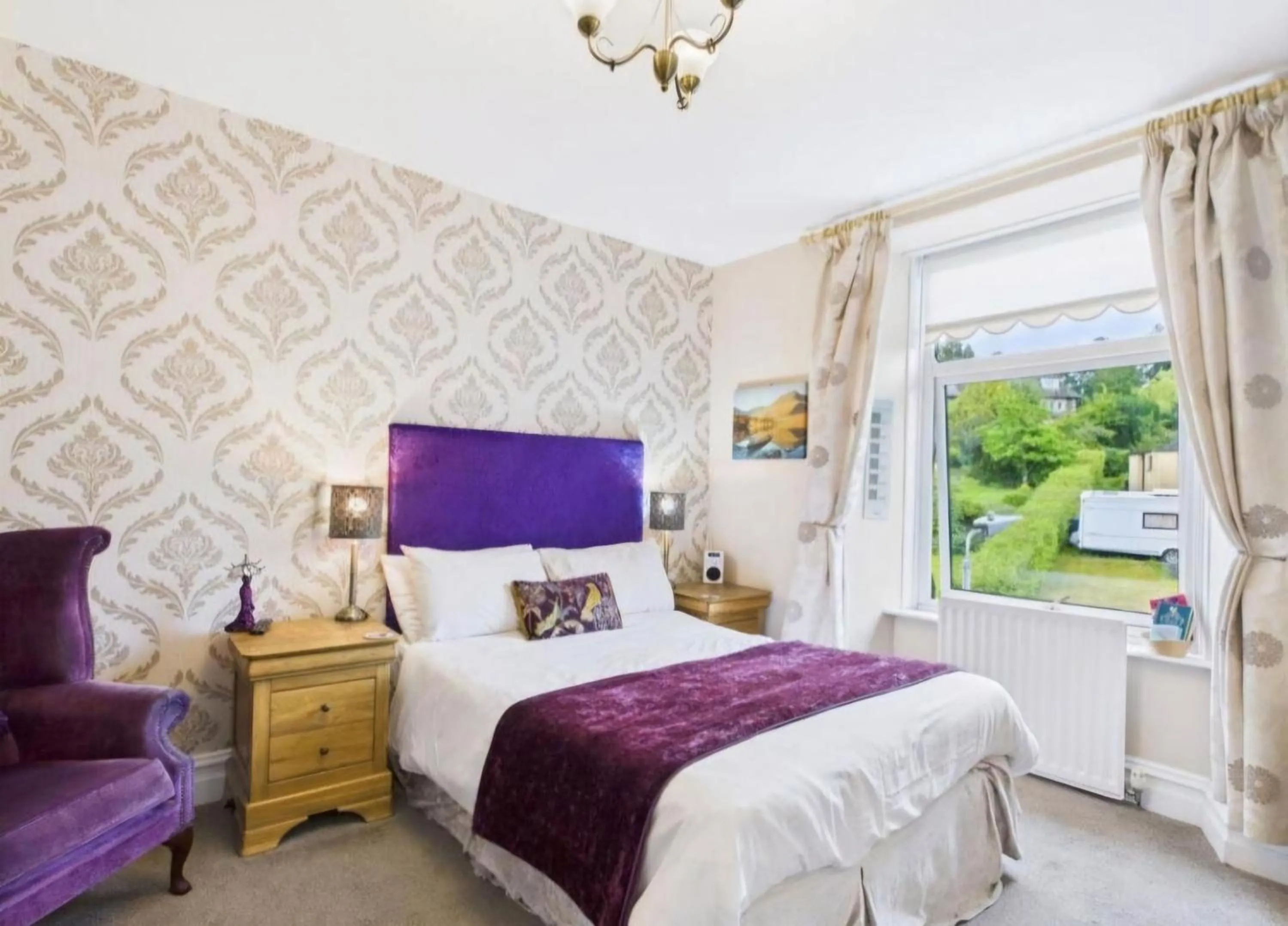 Bedroom, Bed in Invergarry Room Only Guest House For Adults
