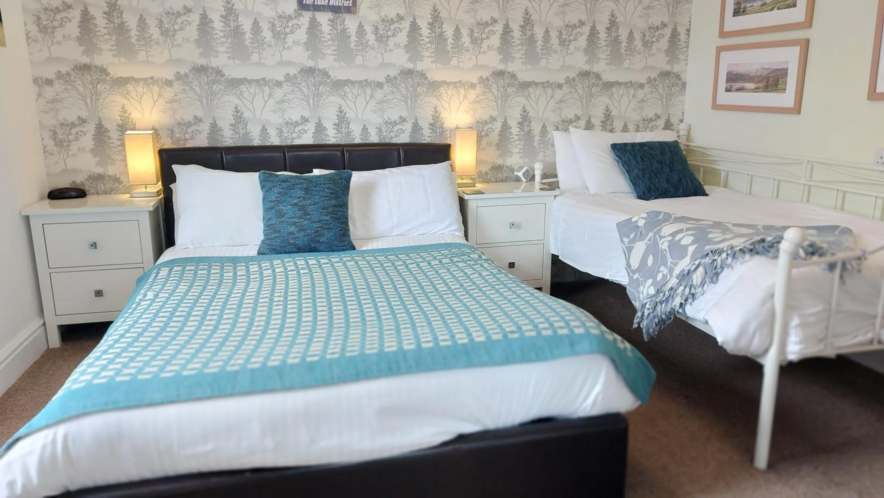 Bedroom, Bed in Invergarry Room Only Guest House For Adults