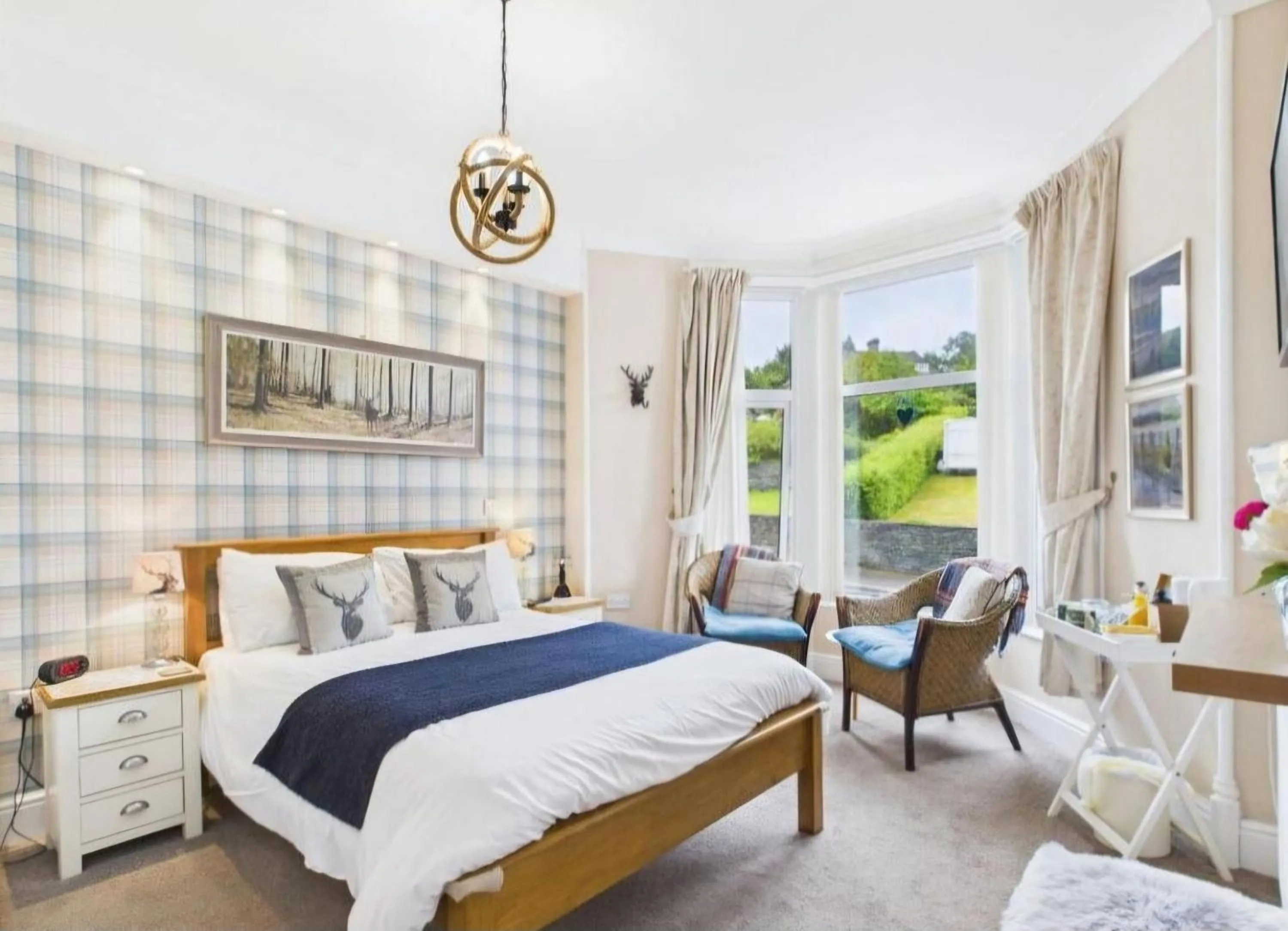 Bedroom, Bed in Invergarry Room Only Guest House For Adults