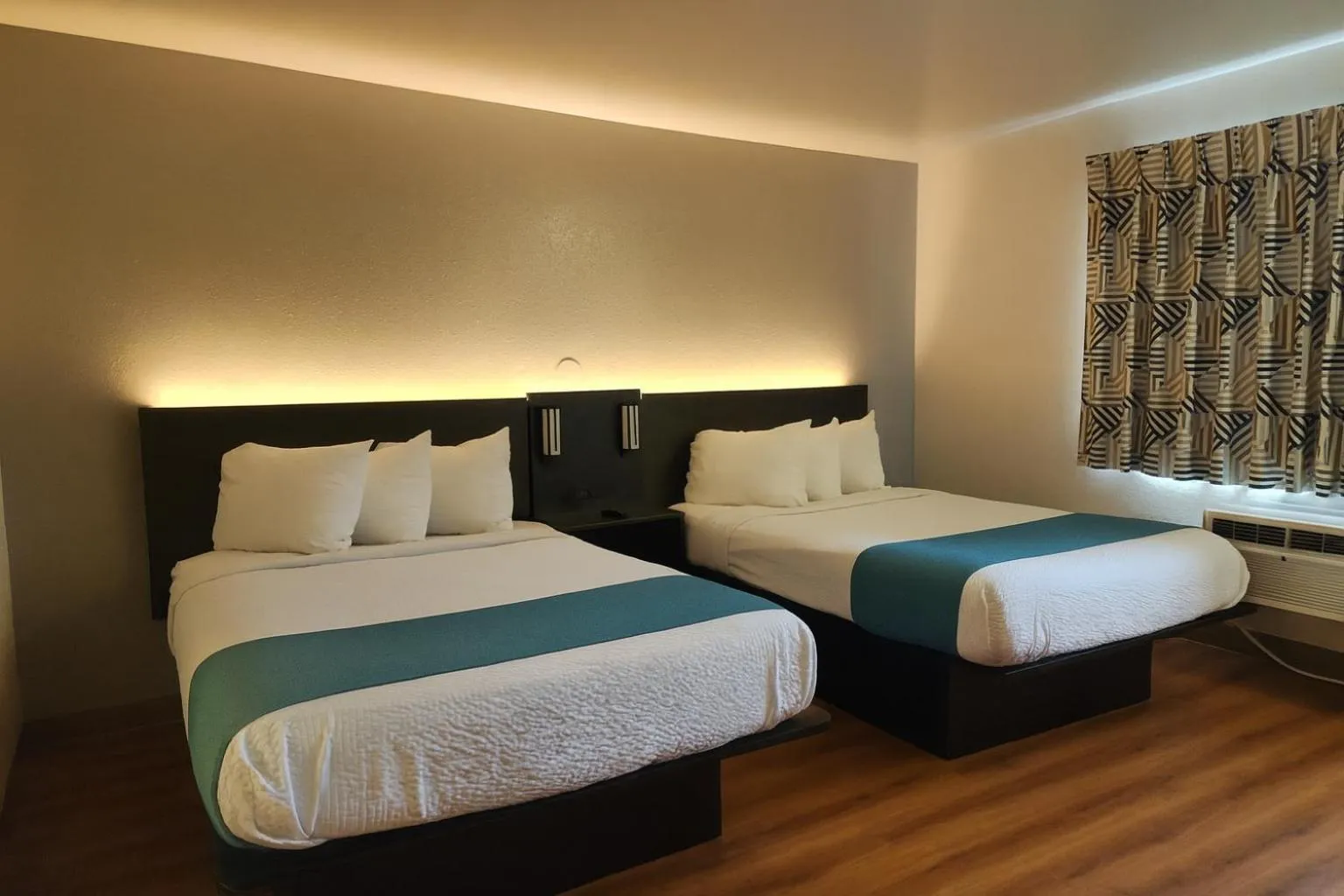 Bed in Motel 6-Duluth, MN