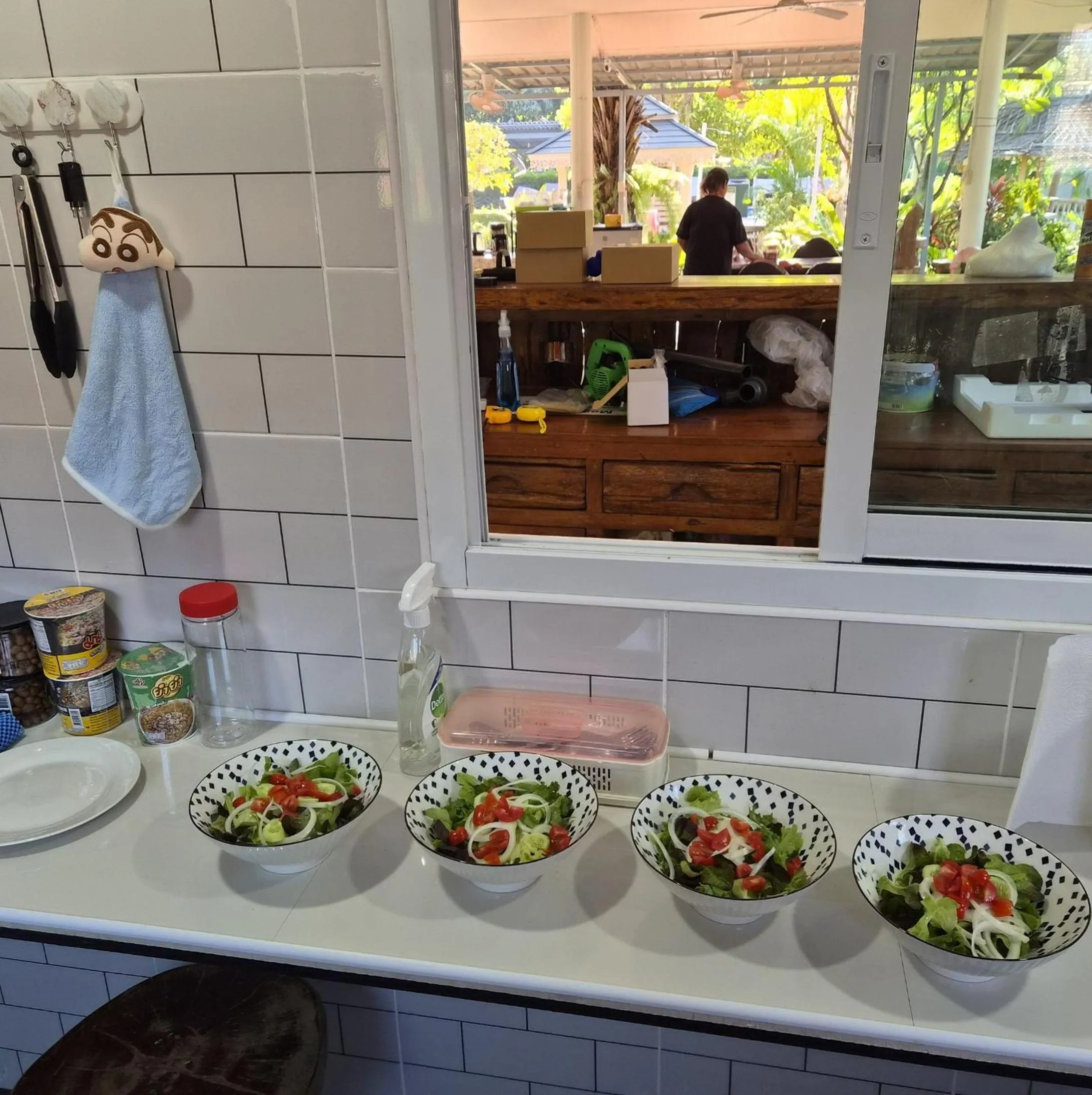 Restaurant/places to eat in Happy Mind Resort