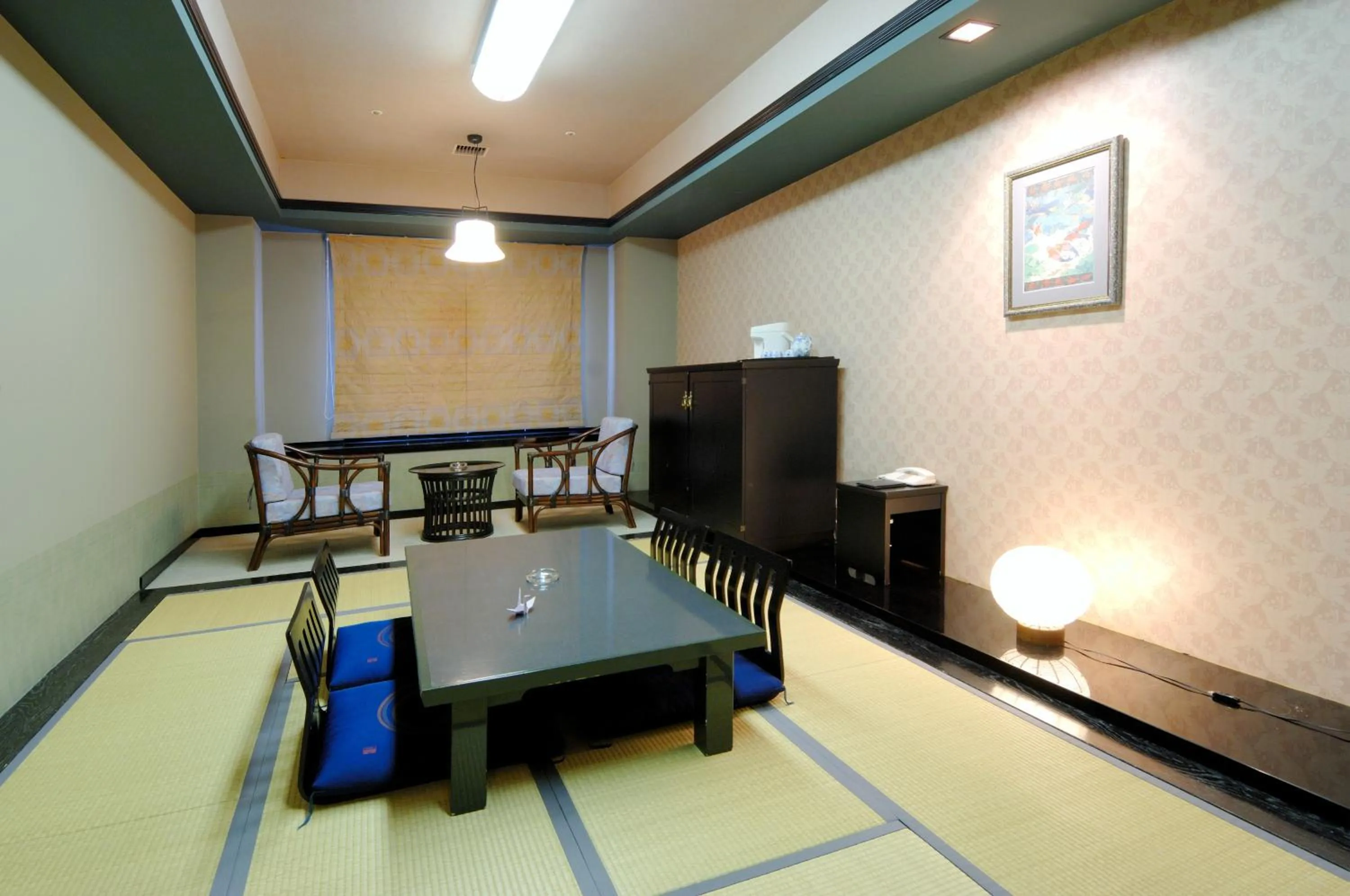 Photo of the whole room in Kurashiki Royal Art Hotel