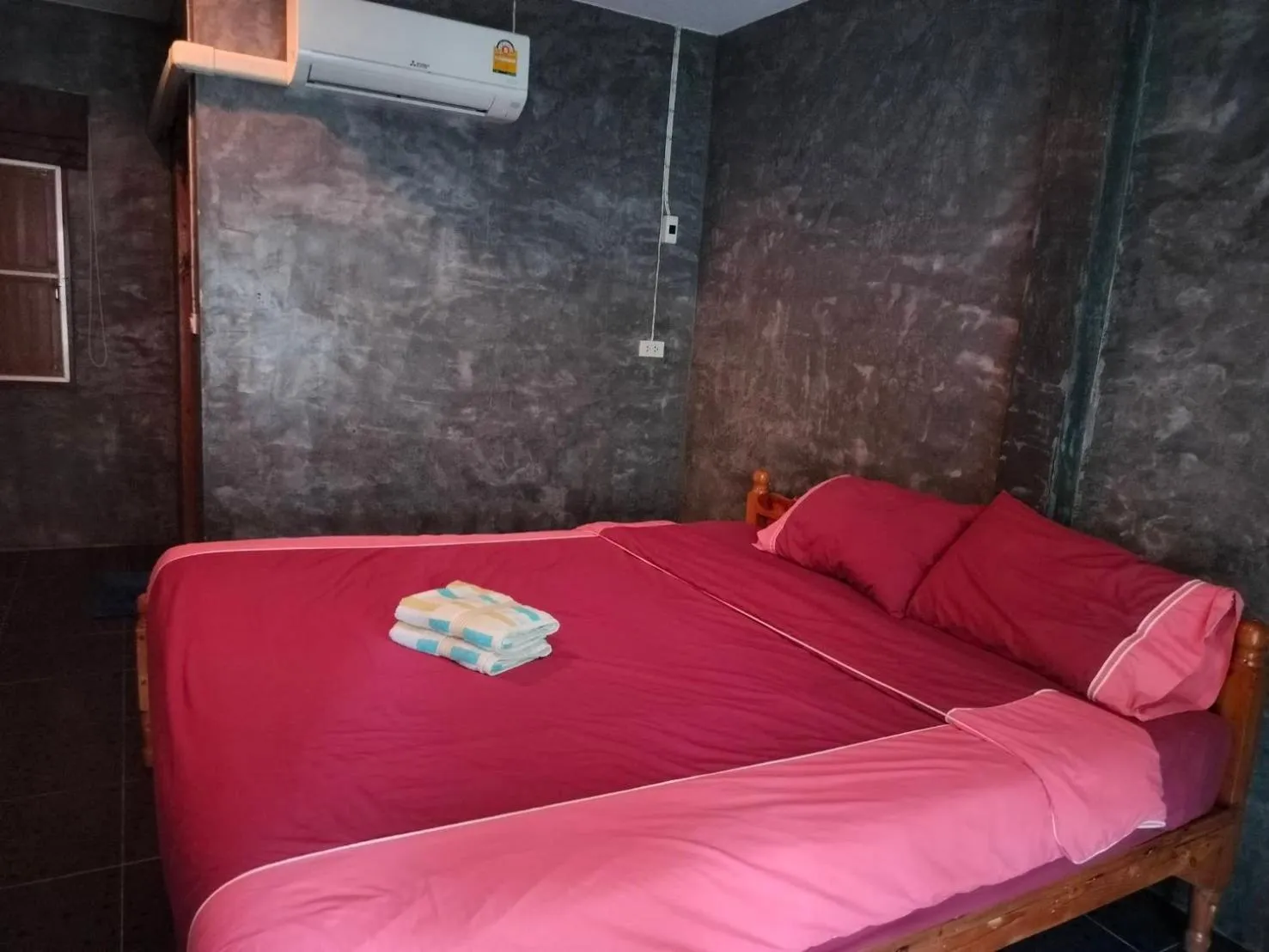 Bed in Family Hut Pai