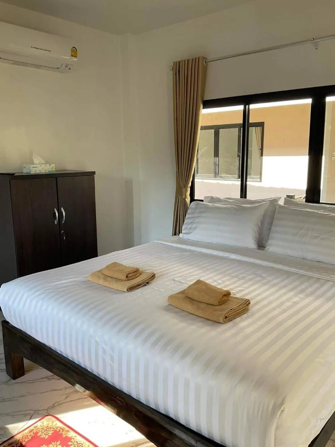 Bed in Family Hut Pai