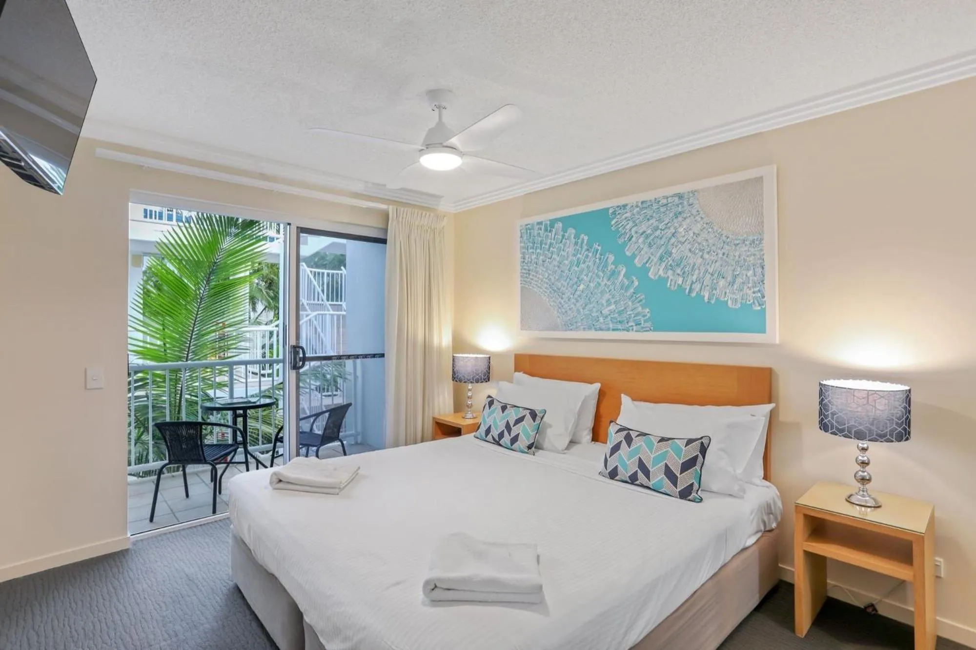 Bed in Ocean Vista On Alex