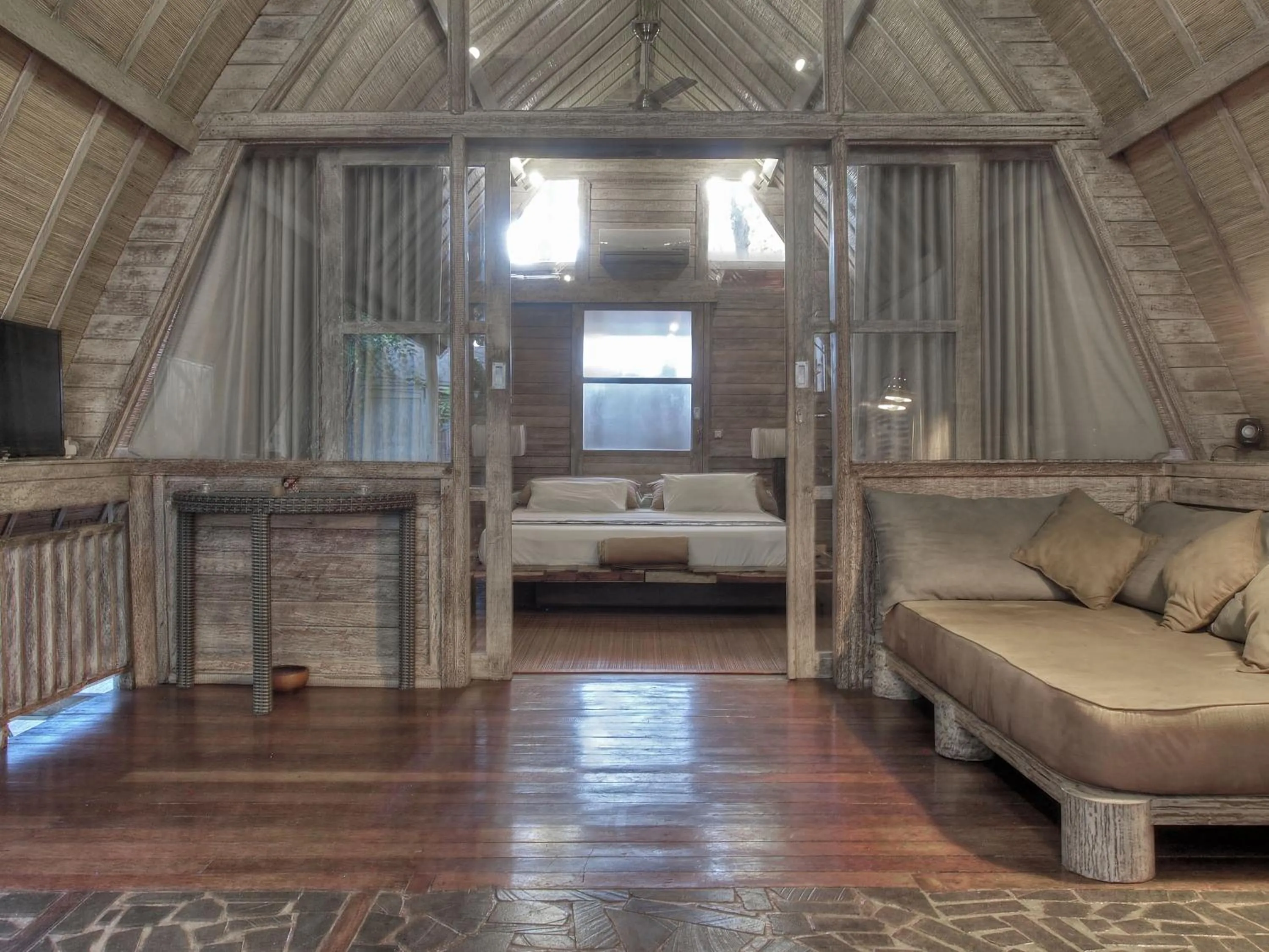 TV and multimedia, Bed in Gili Joglo