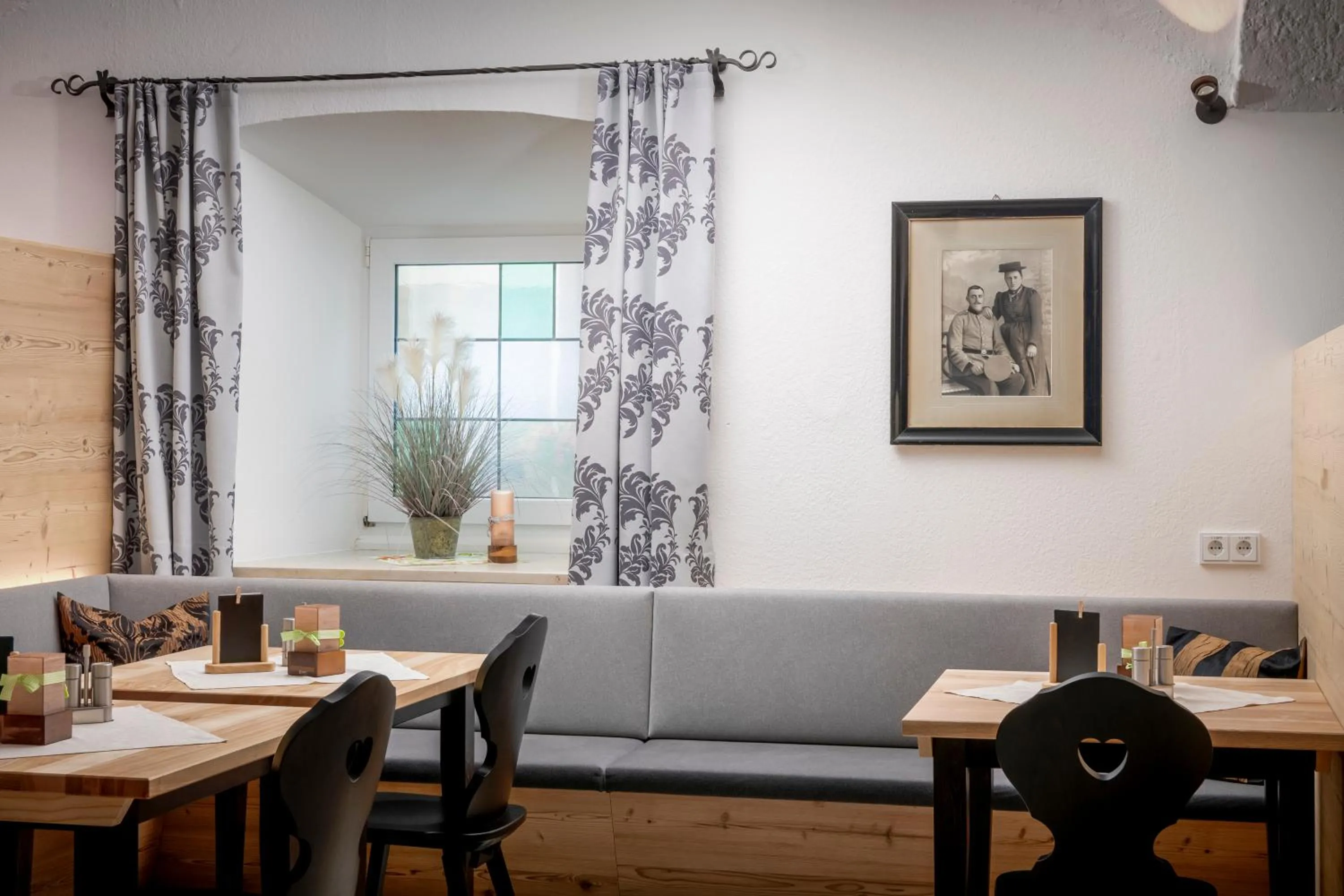 Restaurant/places to eat in Farbinger Hof