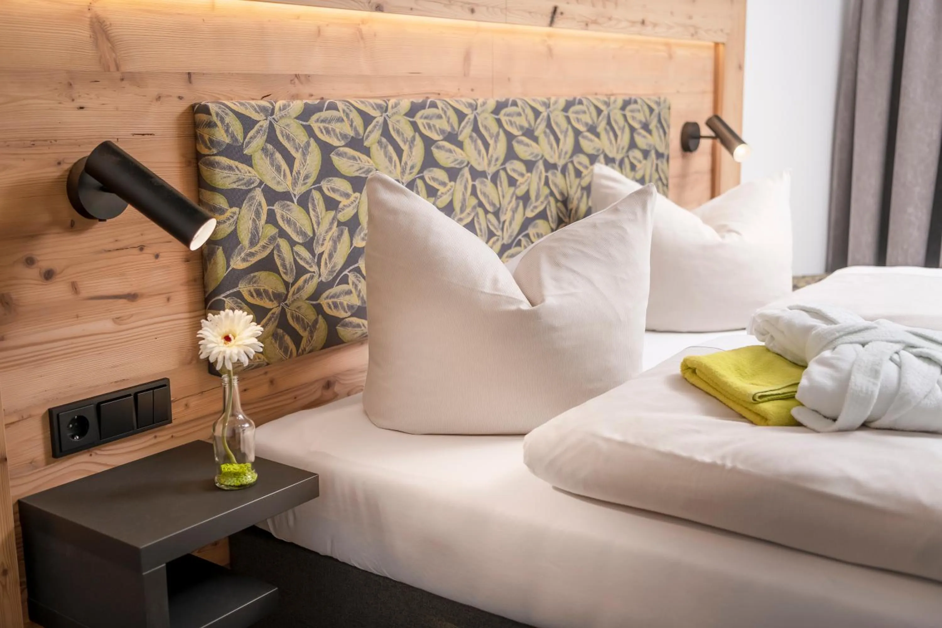 Bed in Farbinger Hof