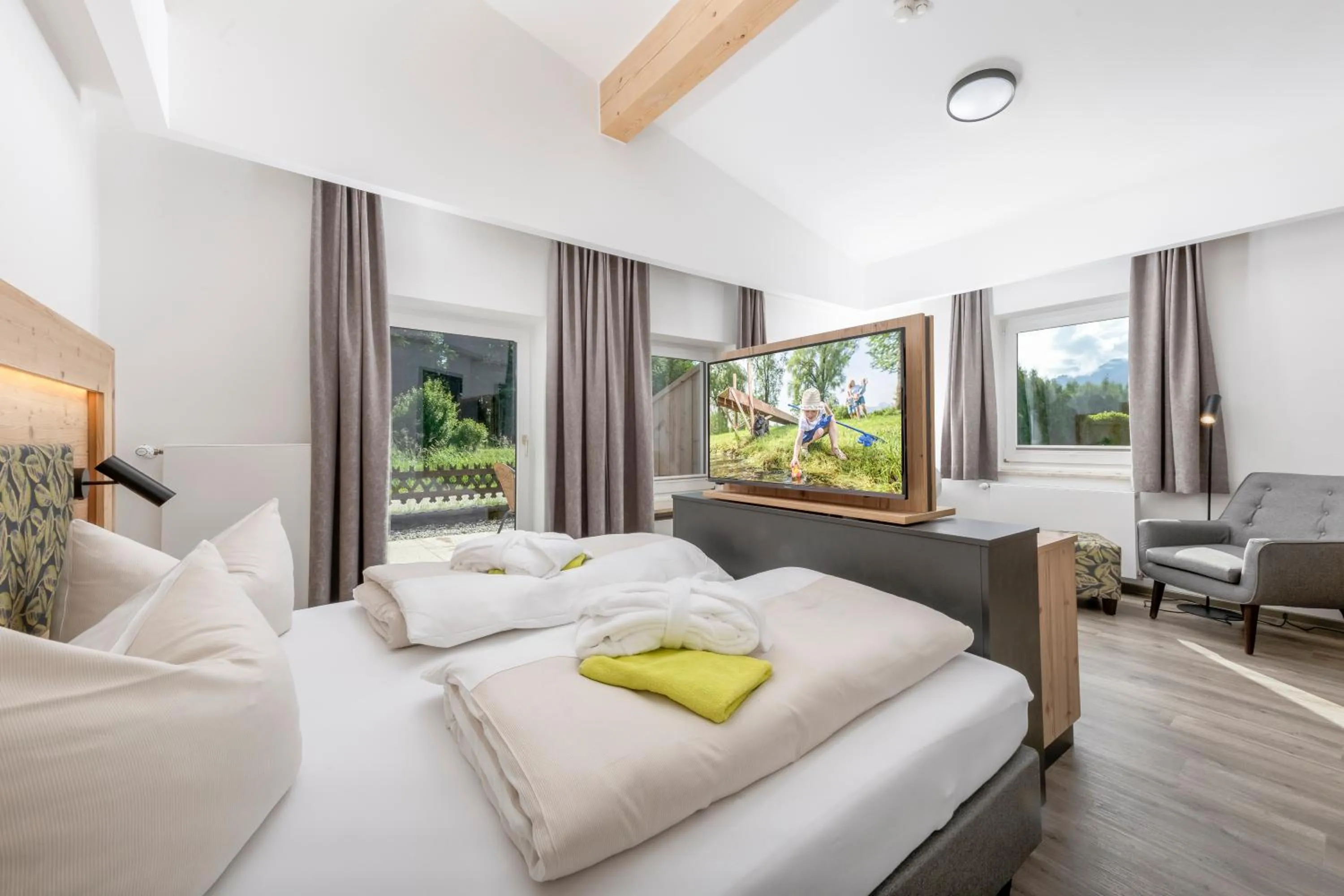 Bed in Farbinger Hof