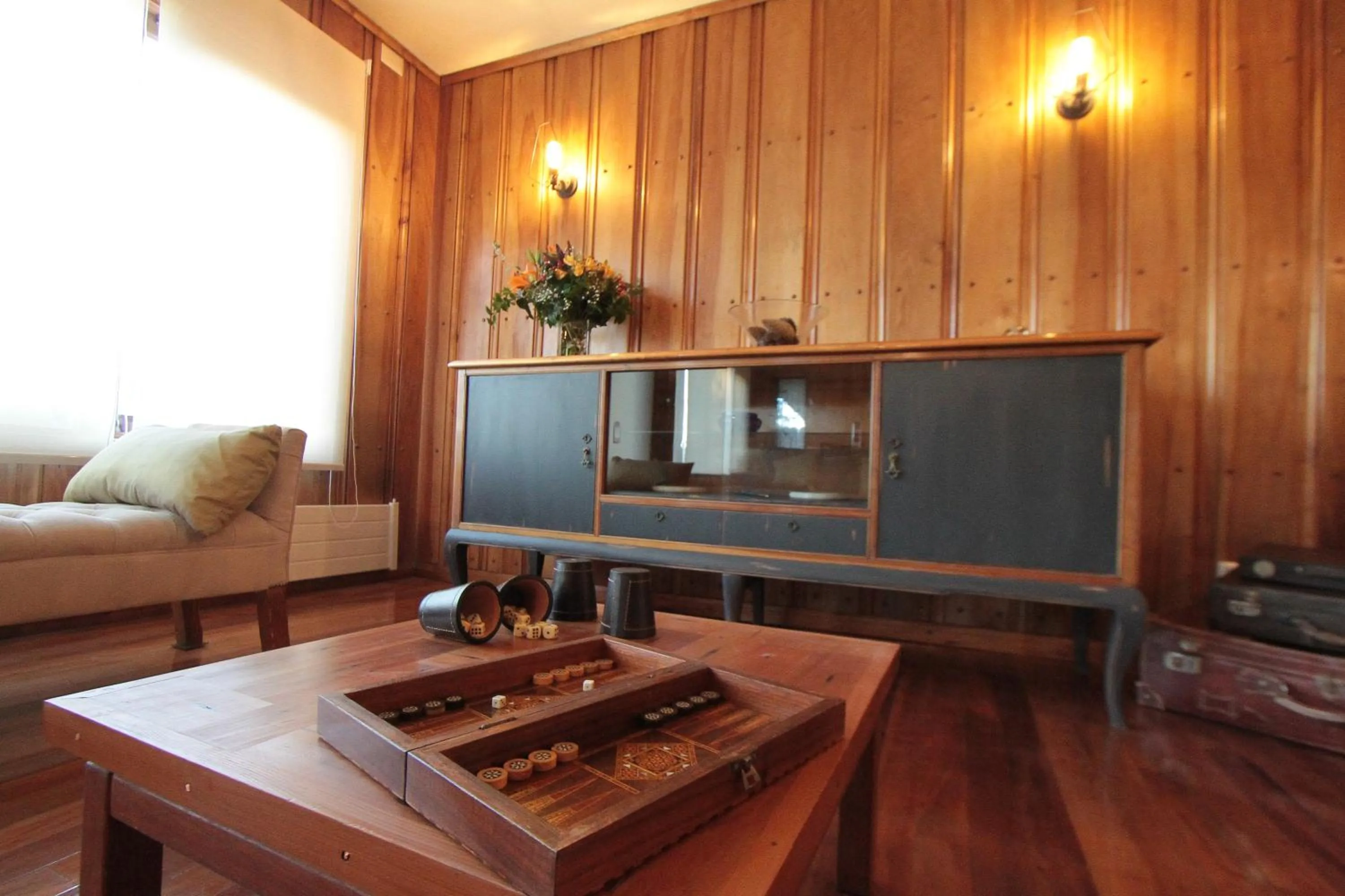 Living room in Patagonia Route B&B
