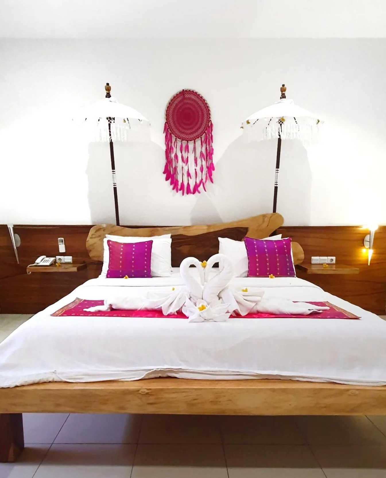 Bed in Samba Villas Beachfront View