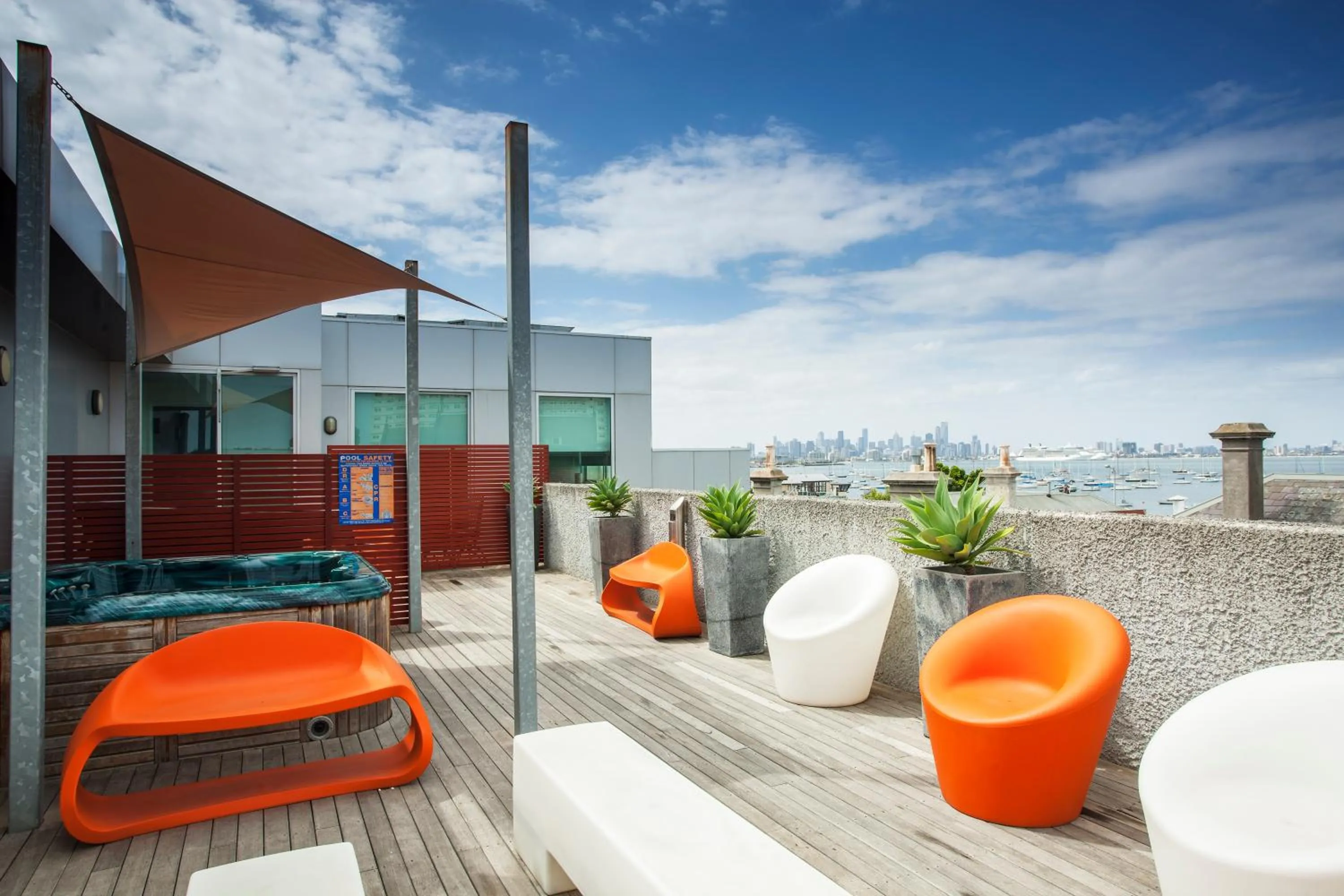 Hot Tub in Punthill Williamstown