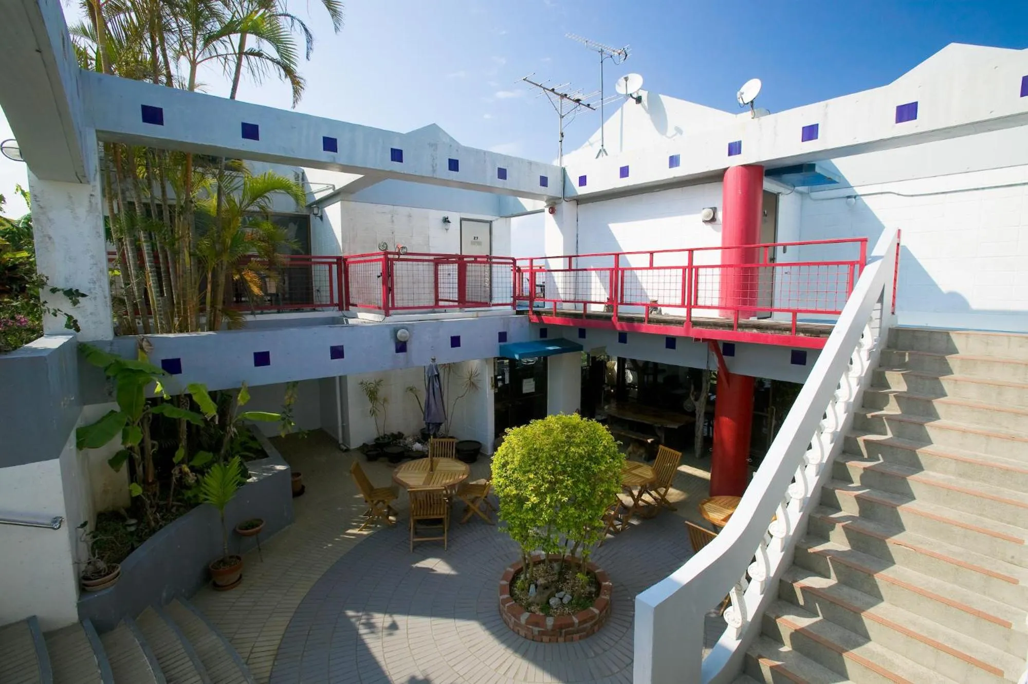 Facade/entrance in Surfside Bed & Breakfast