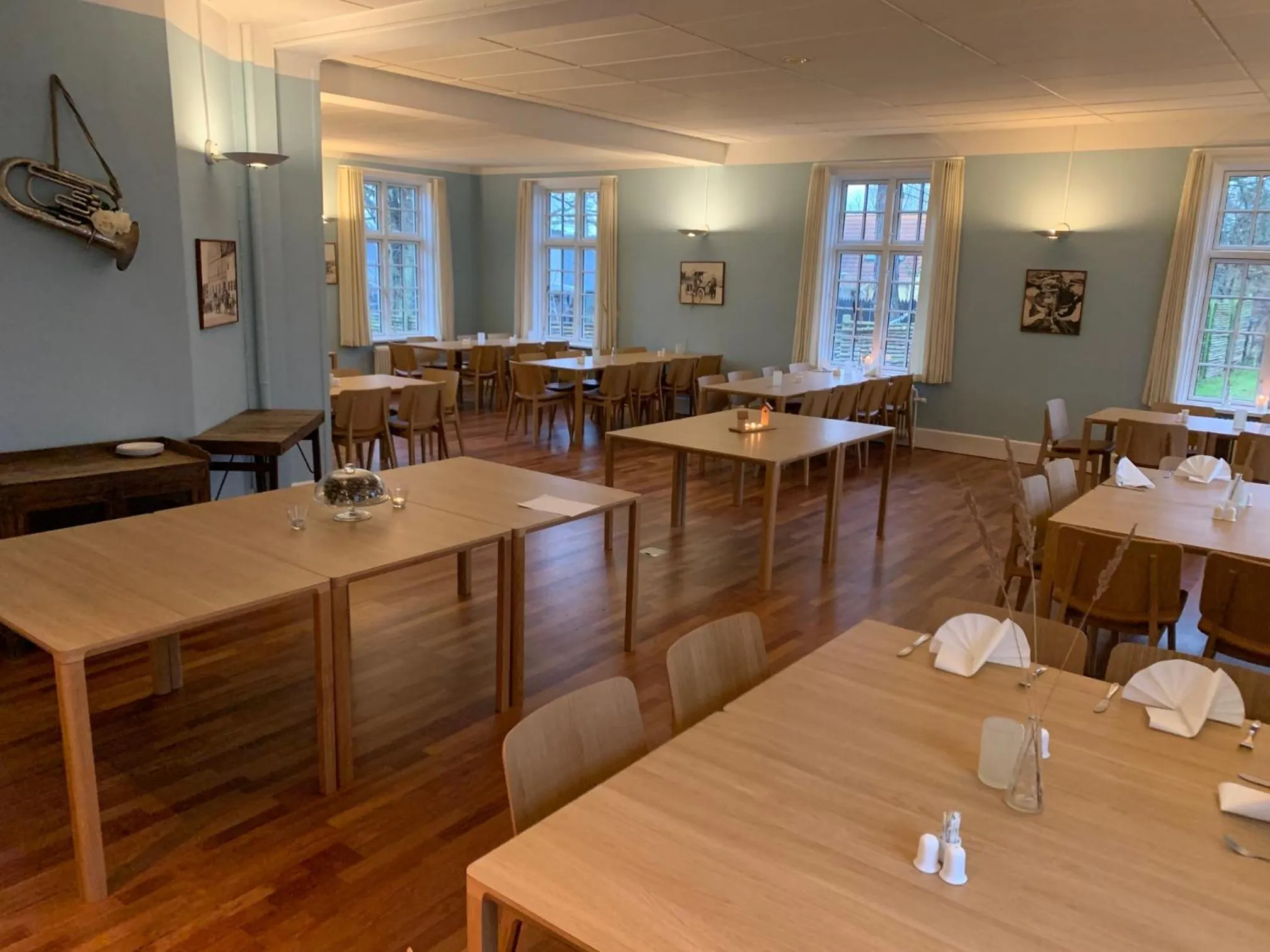 Restaurant/places to eat in Rørvig Centret