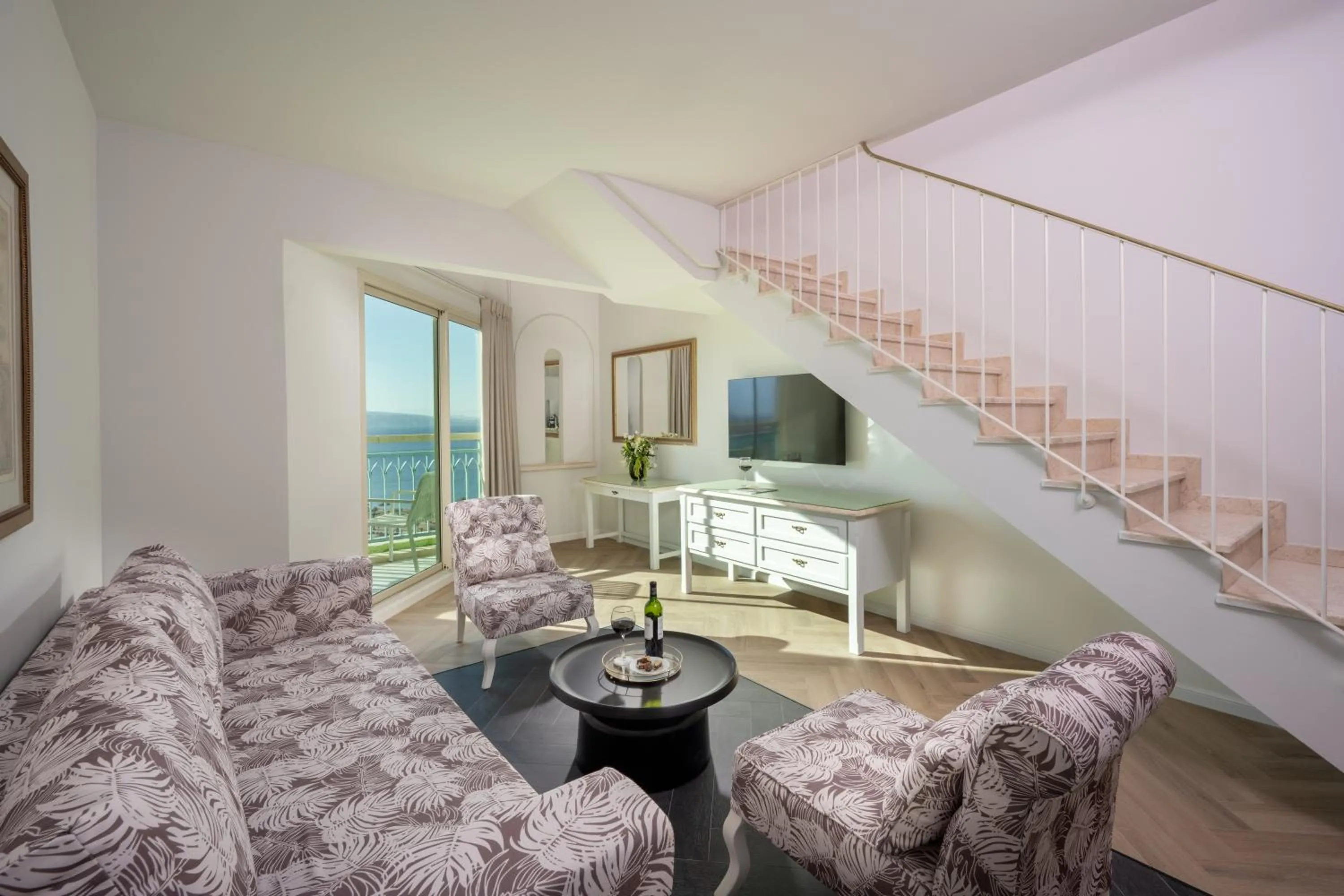 Seating area in Herods Boutique Eilat a Premium collection by Fattal Hotels