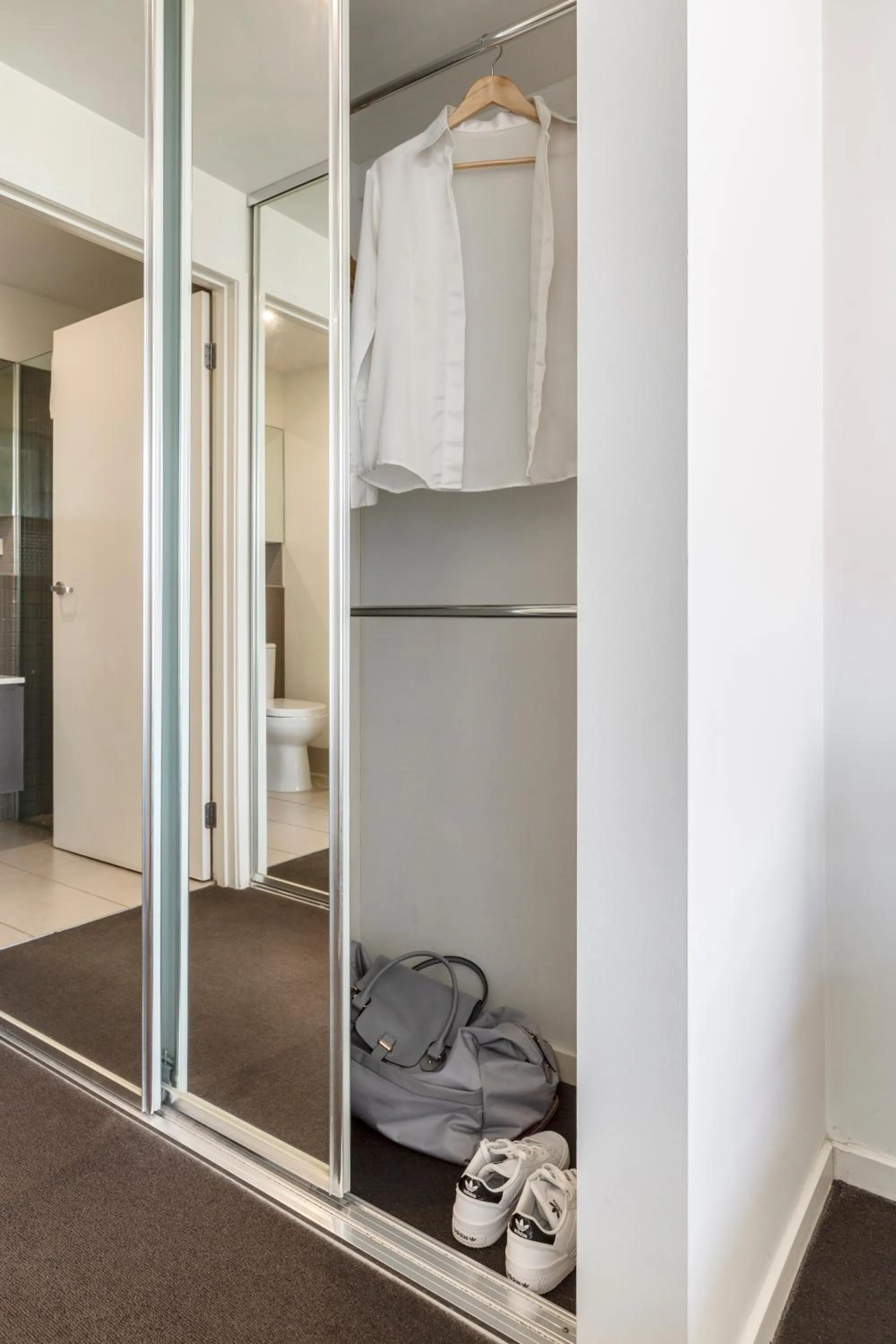 wardrobe in Punthill Knox