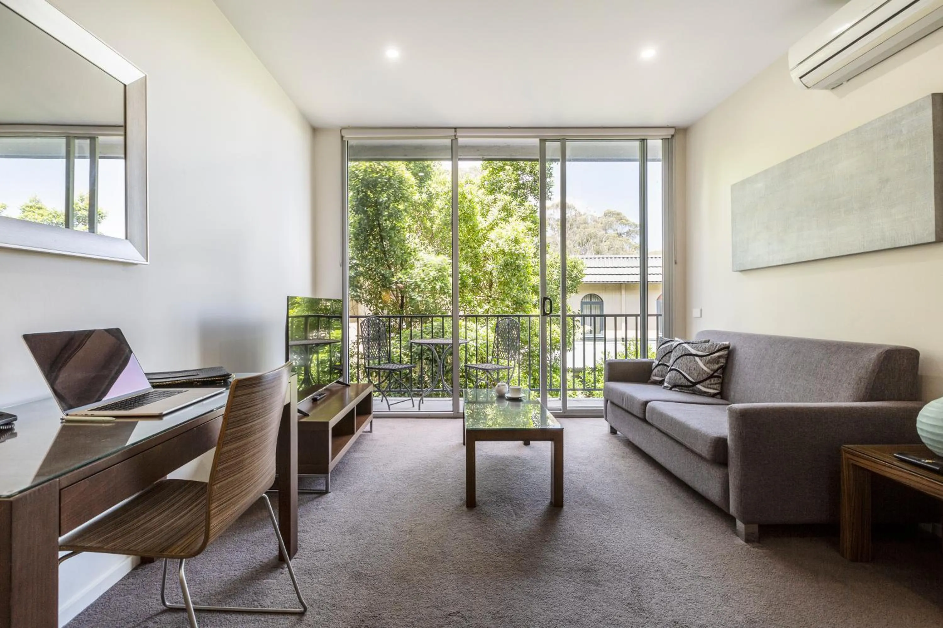 TV and multimedia in Punthill Knox