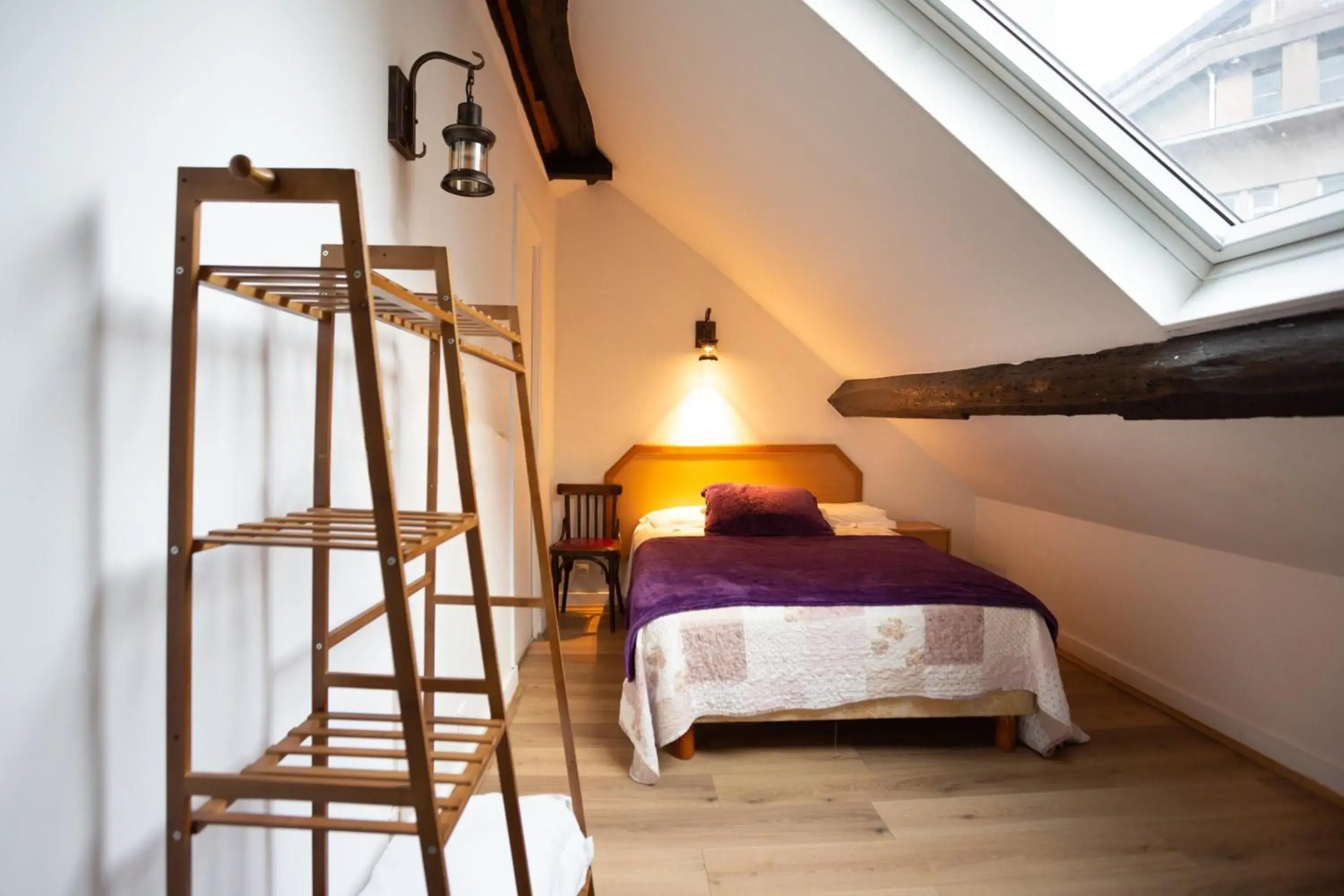 Single Room in Hôtel Léonard de Vinci II Single Room in Hôtel Léonard de Vinci II