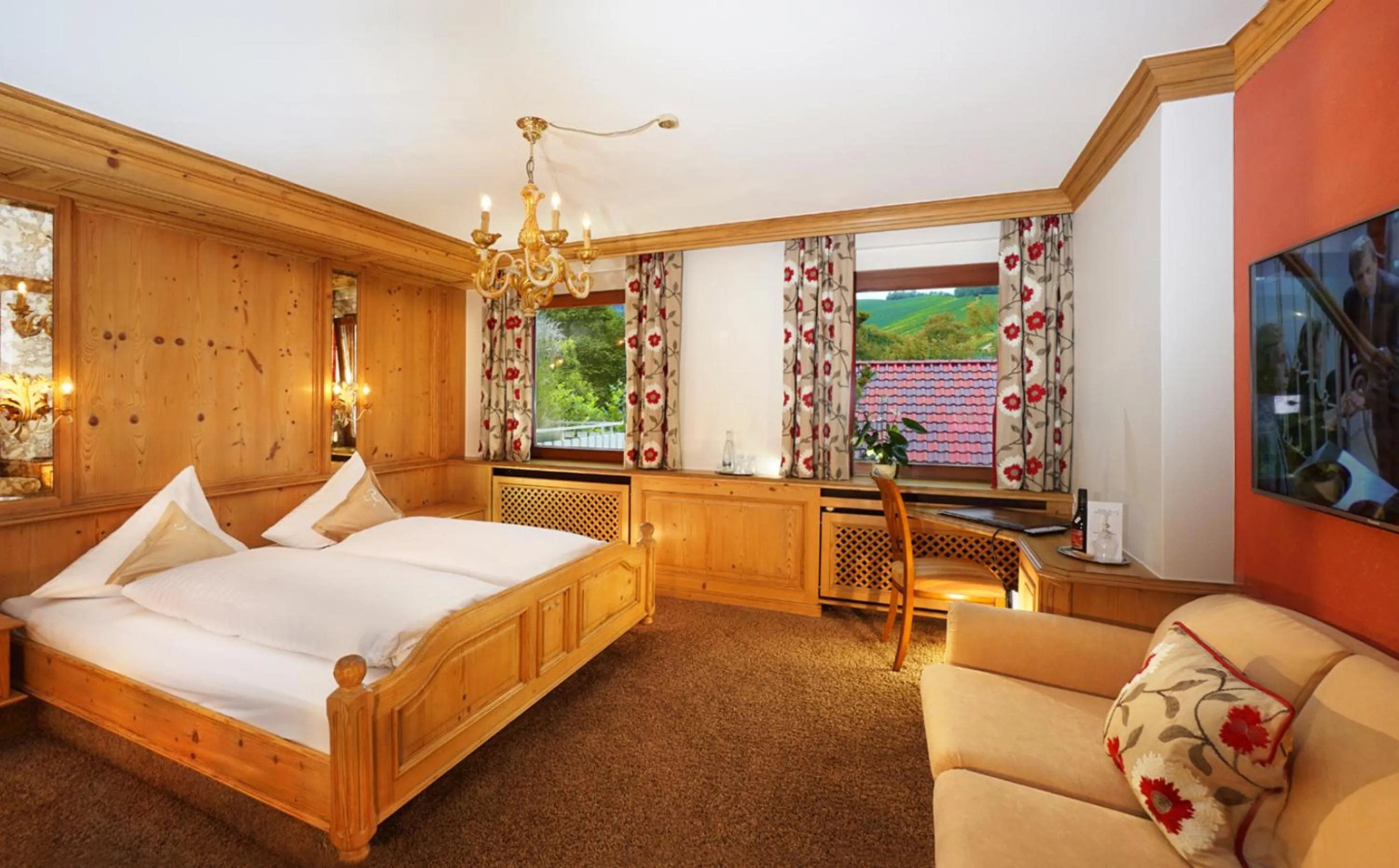 Photo of the whole room, Bed in Hotel Rebstock Durbach