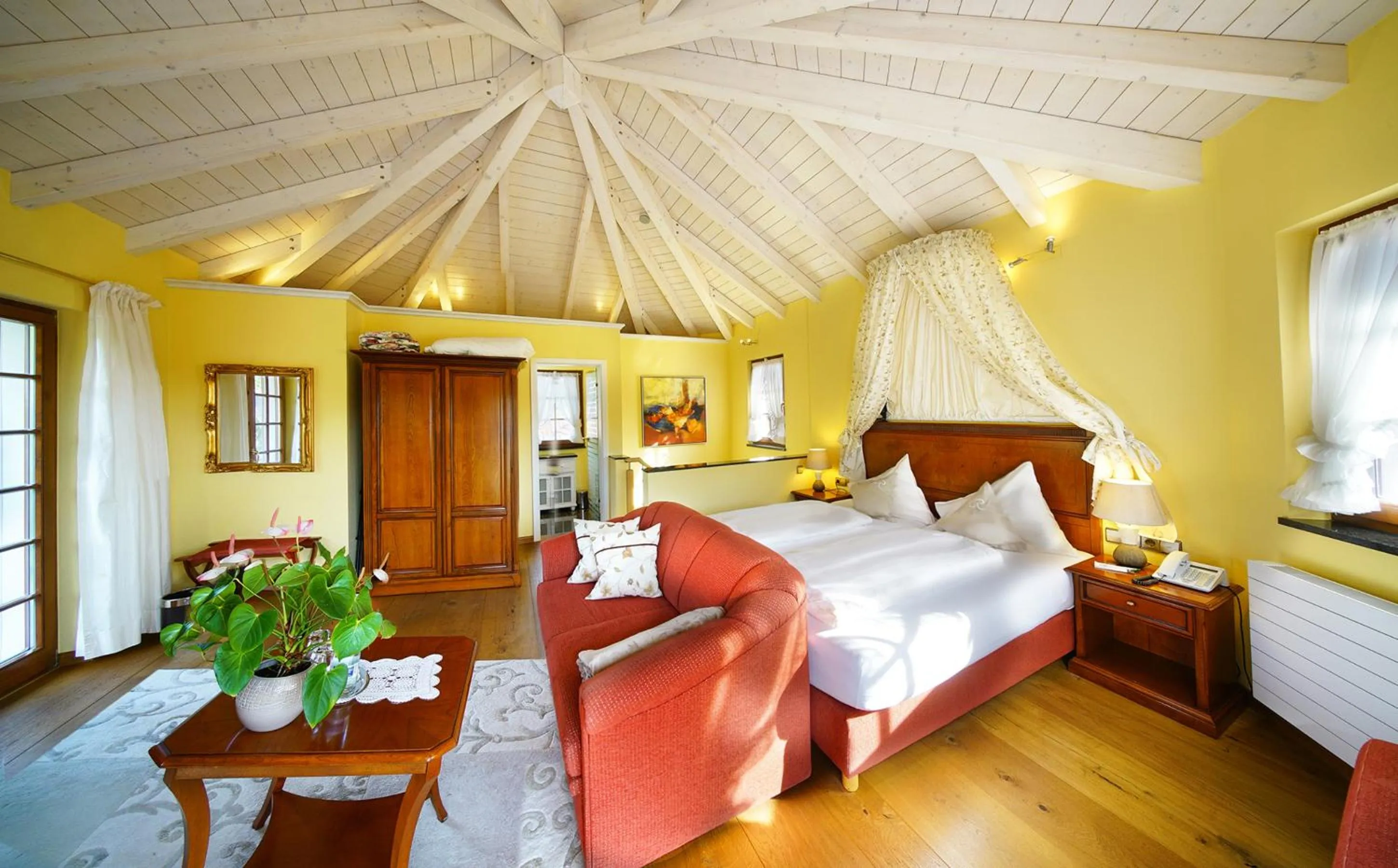 Photo of the whole room, Bed in Hotel Rebstock Durbach