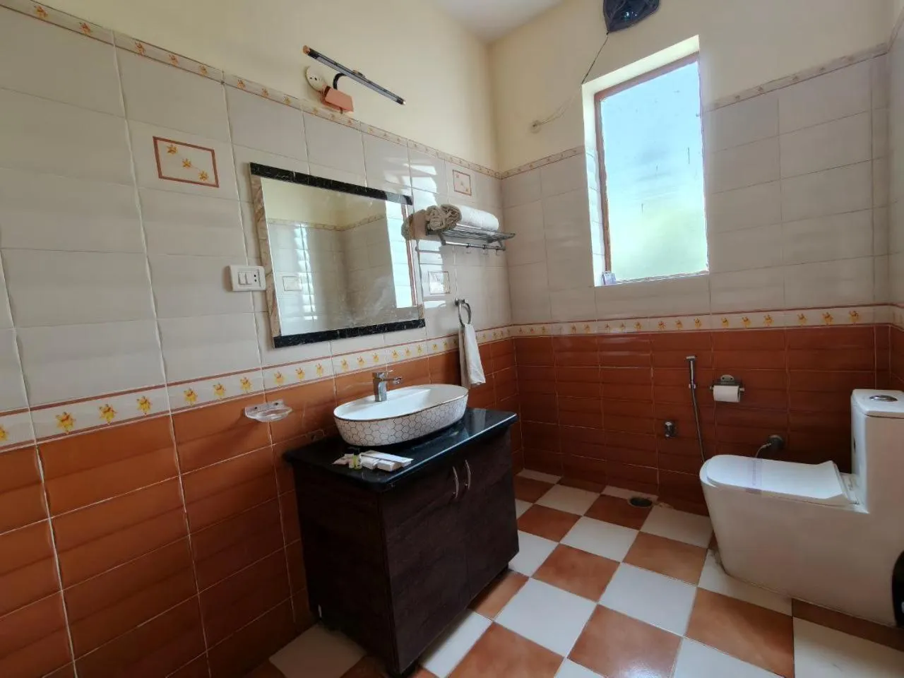 Toilet in Hotel Sanctuary Resort