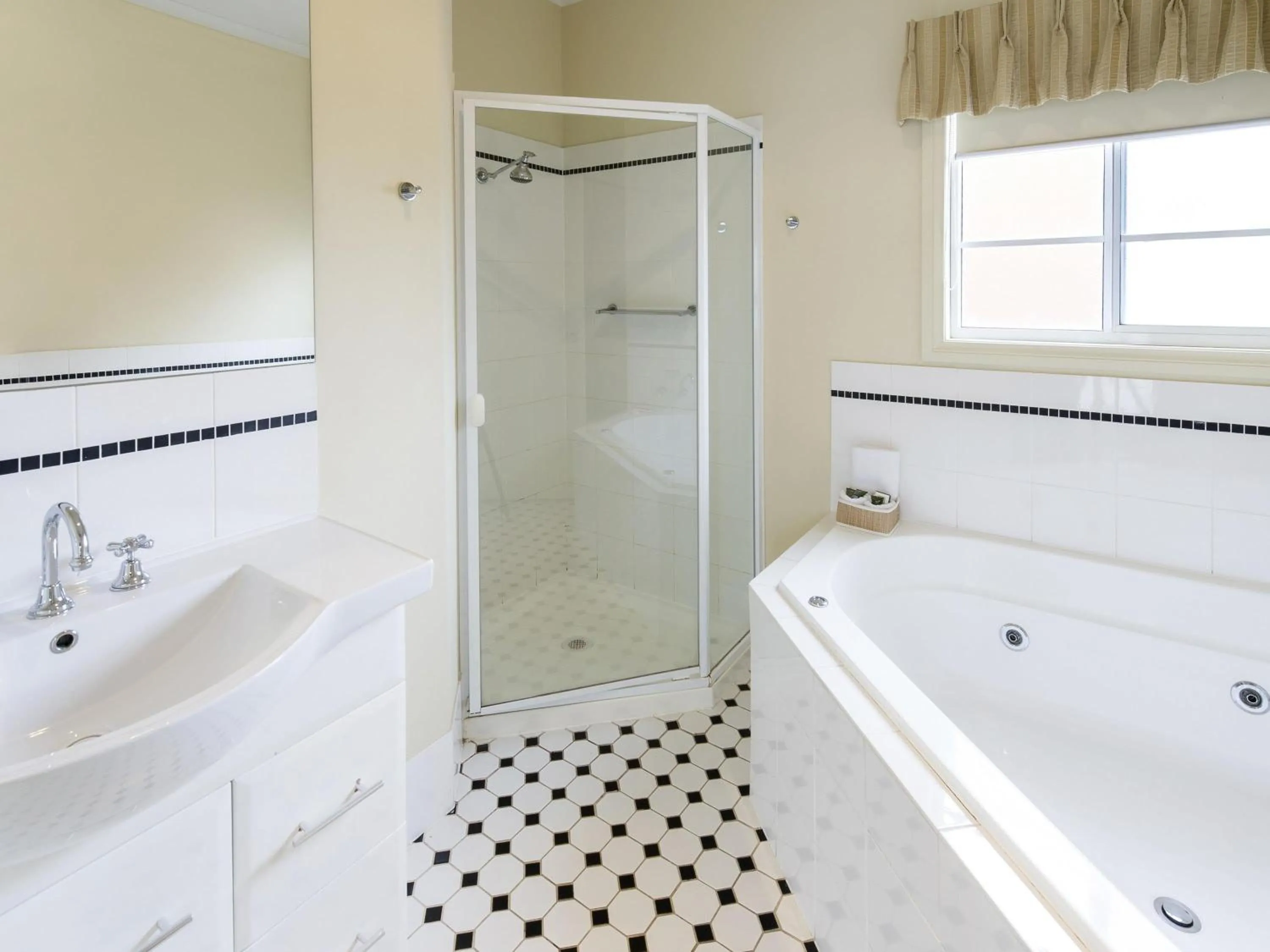 Bedroom in Breakfree Port Pirie