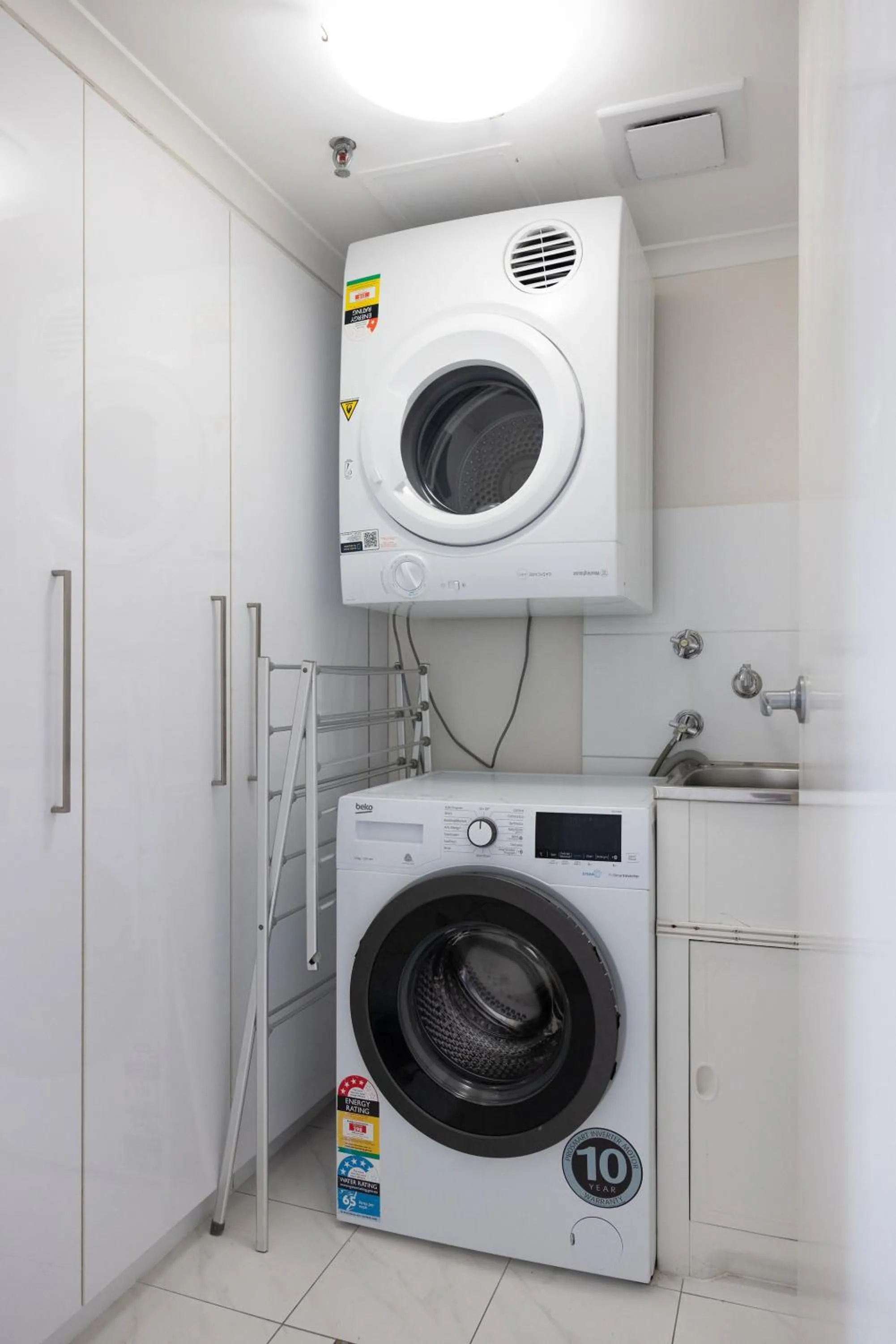 laundry in ULTIQA Beach Haven on Broadbeach