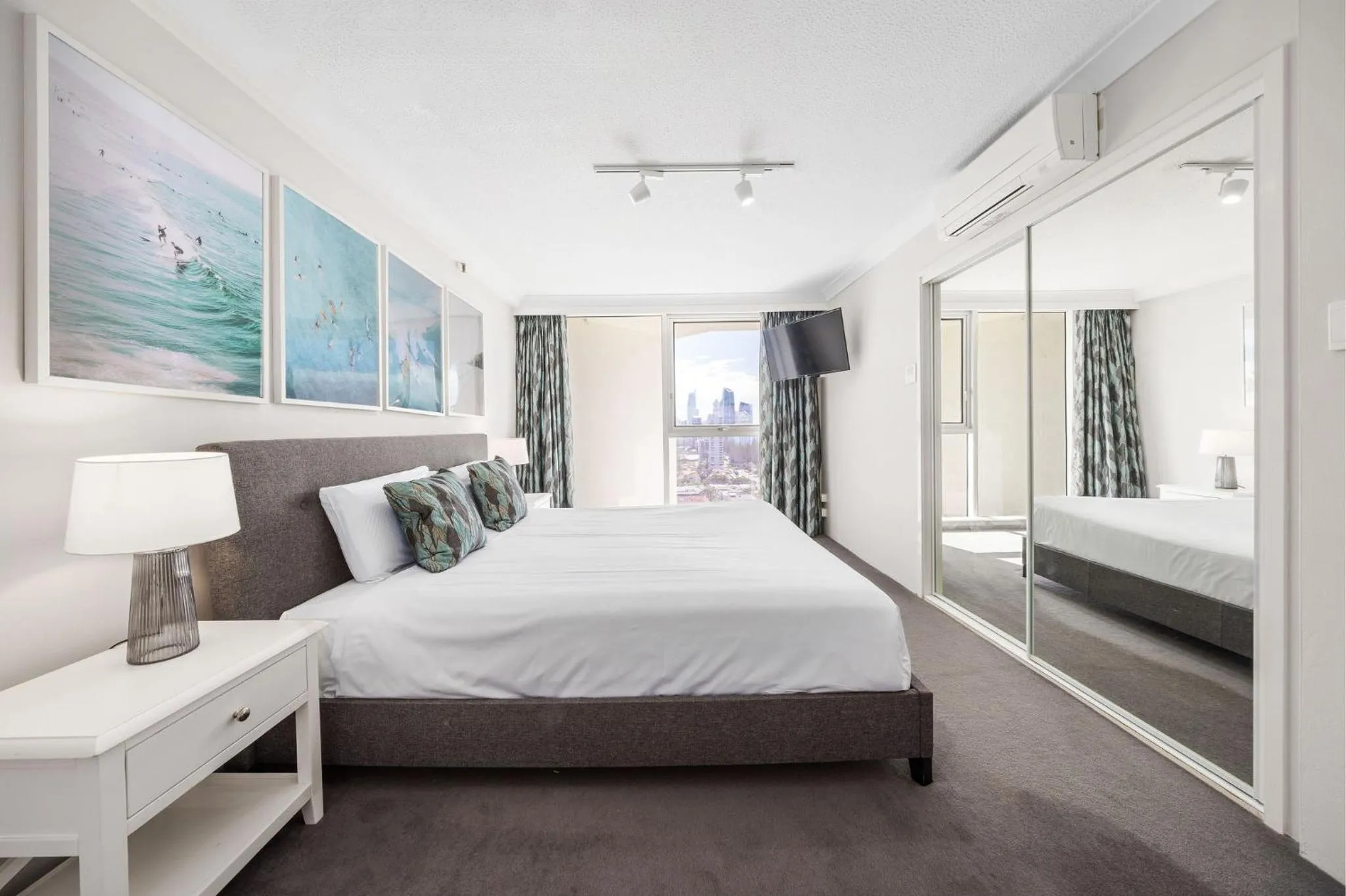 Bedroom, Bed in ULTIQA Beach Haven on Broadbeach