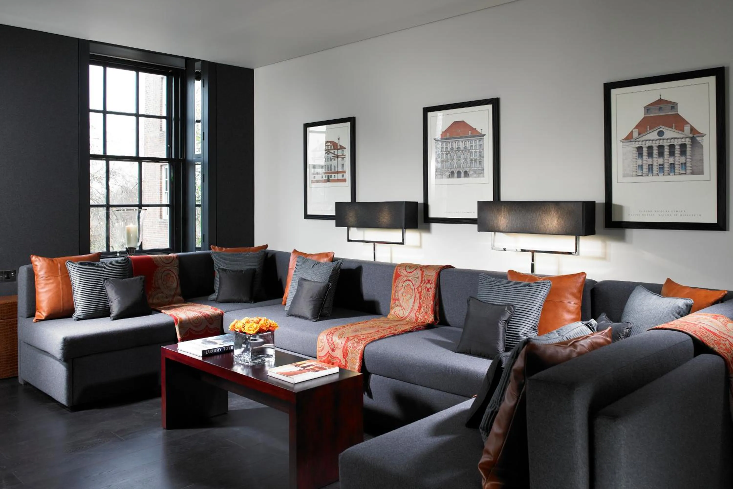 Living room in Grosvenor House Suites