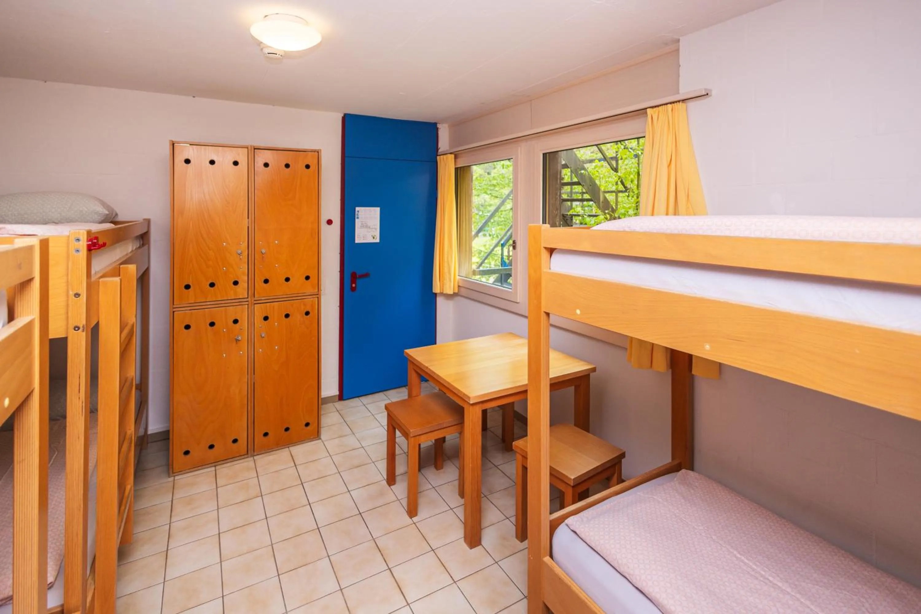 Bedroom, Bed in Delémont Youth Hostel