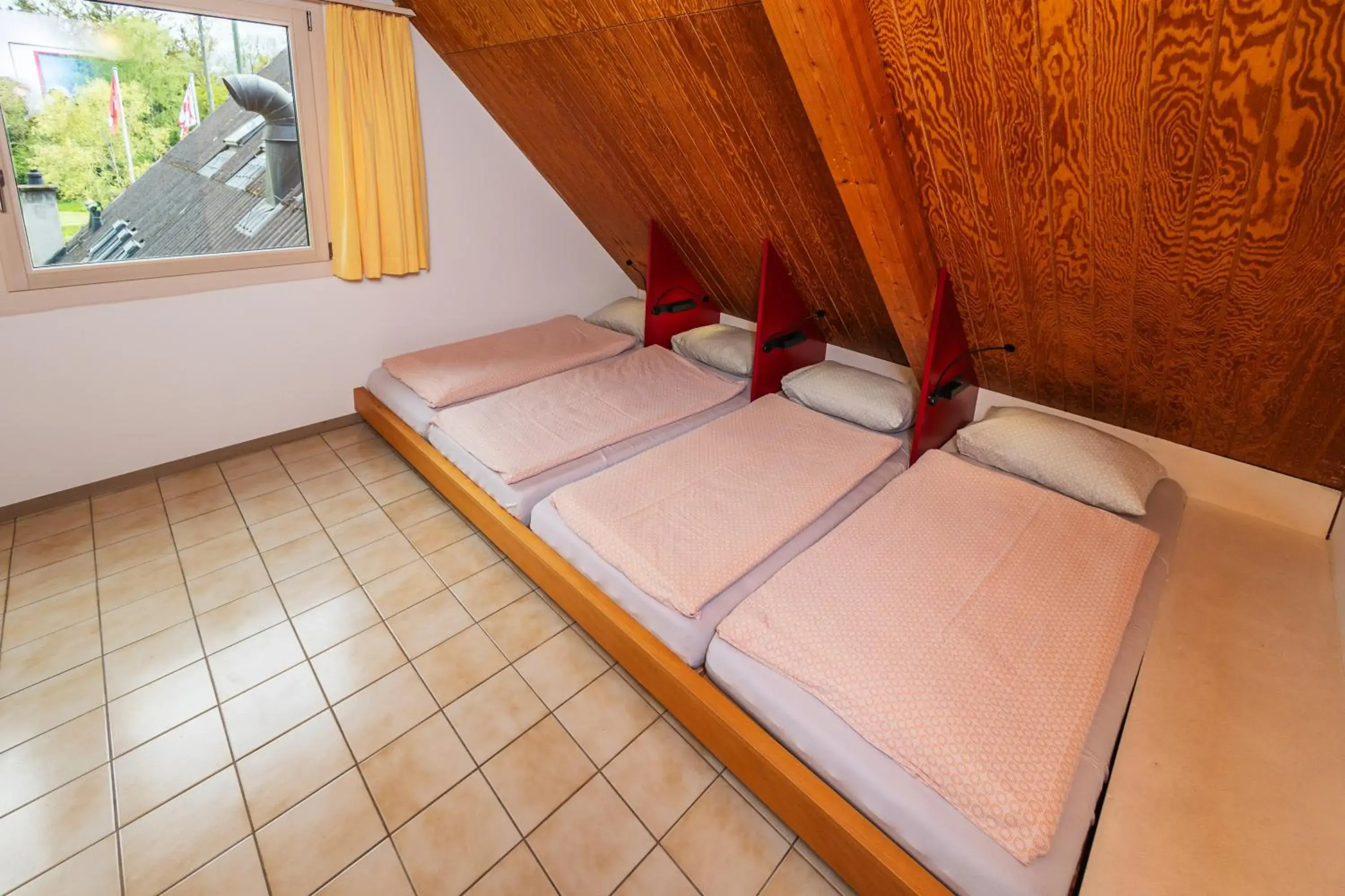 Quadruple Room with Shared Bathroom in Delémont Youth Hostel Quadruple Room with Shared Bathroom in Delémont Youth Hostel