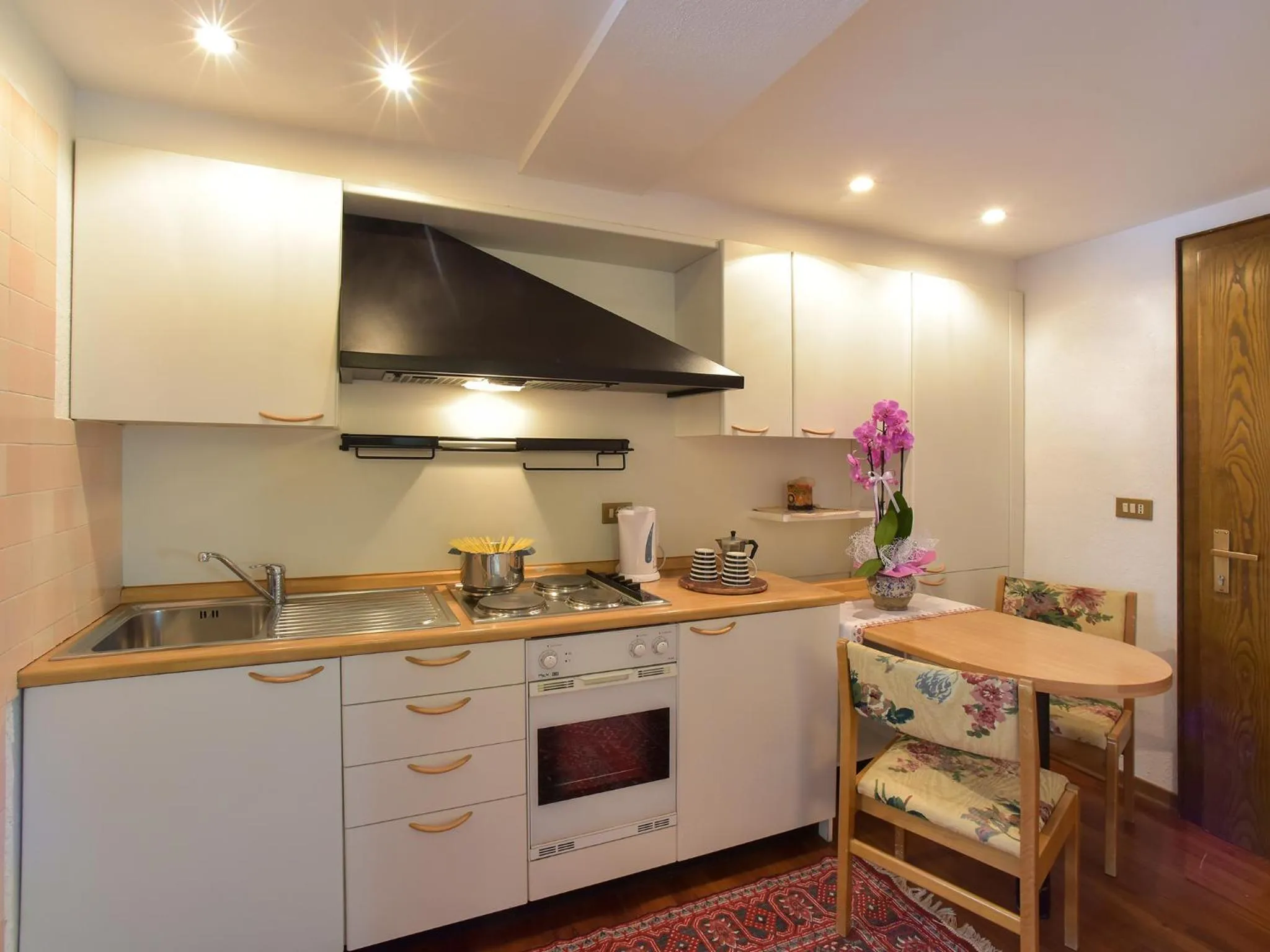 Kitchen or kitchenette in Residence Salvan